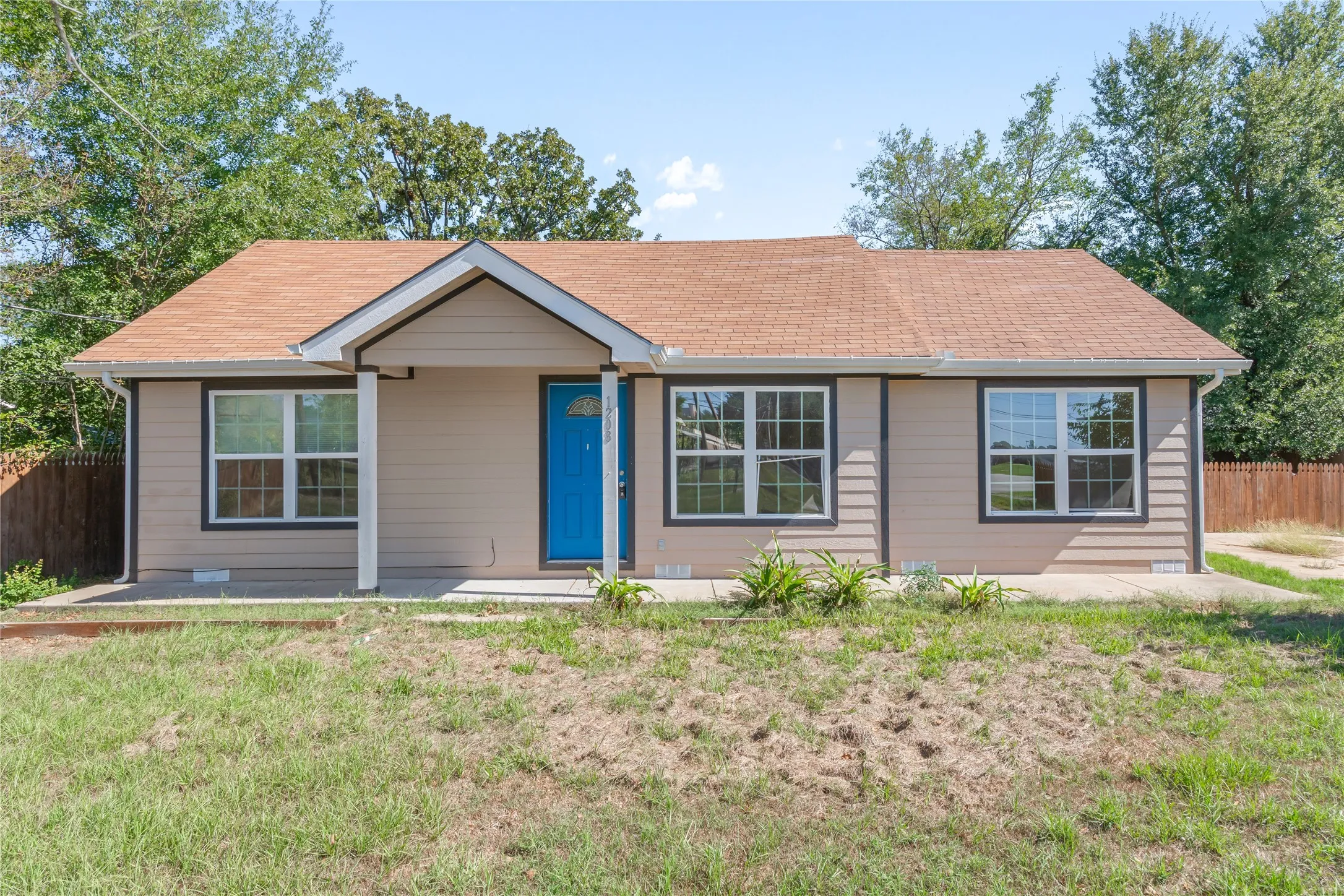 Single Family Residence For Sale