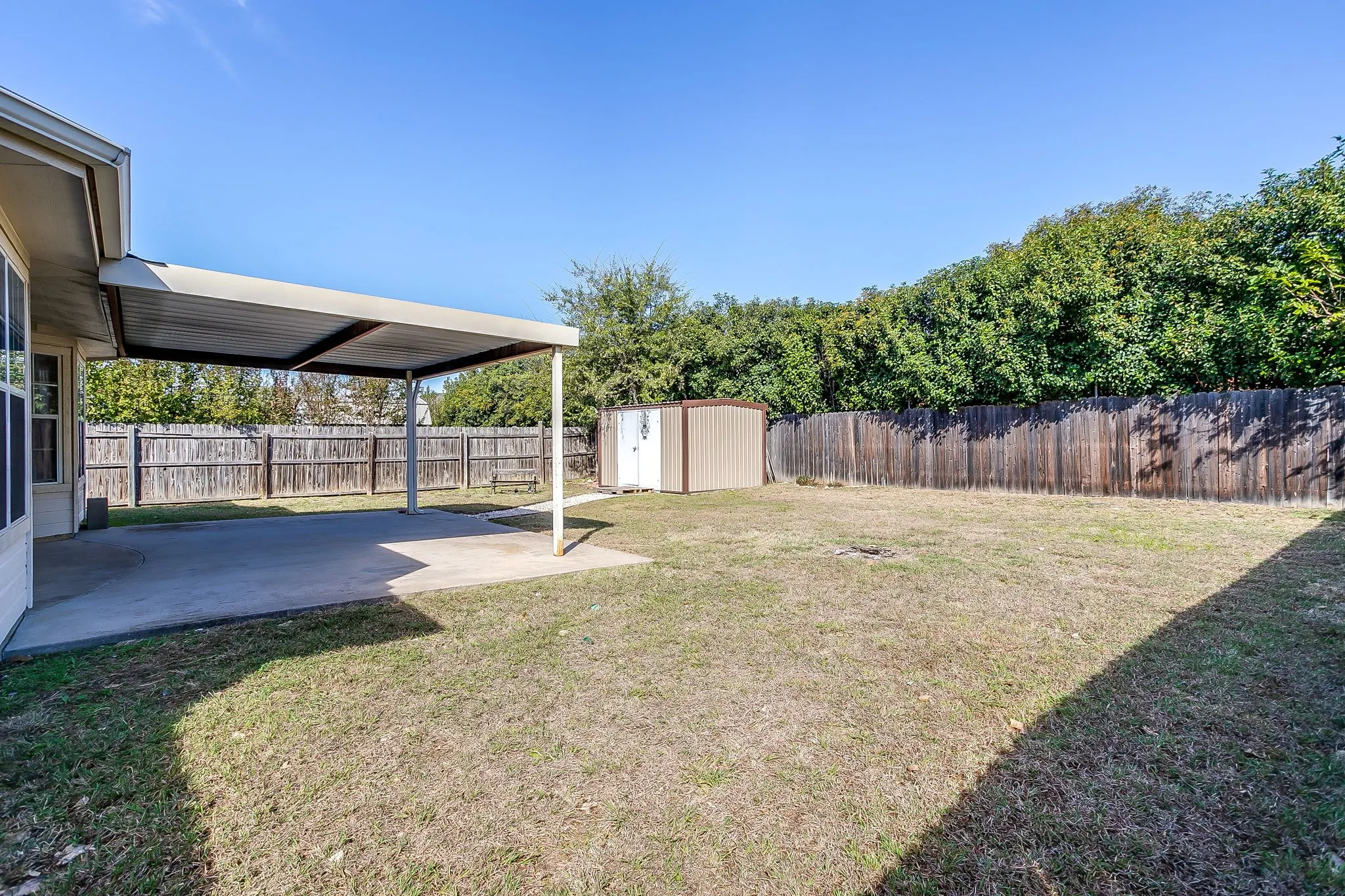 Single Family Residence For Sale in Tarrant County , 5024 Prairie Creek Trail, Fort Worth, Texas 76179, 3 Bedroom, 2 Bathroom, 2 Garage spaces, 1,540 Sqft, built in 1993, mls#21409359, Real Estate Agent in Fort Worth, Homes For Sale in Tarrant county, Homes For Sale in Fort Worth, Realtor in Fort Worth Texas, Real Estate Brokerage Independent Realty Texas, Luminita Cordes Realtor