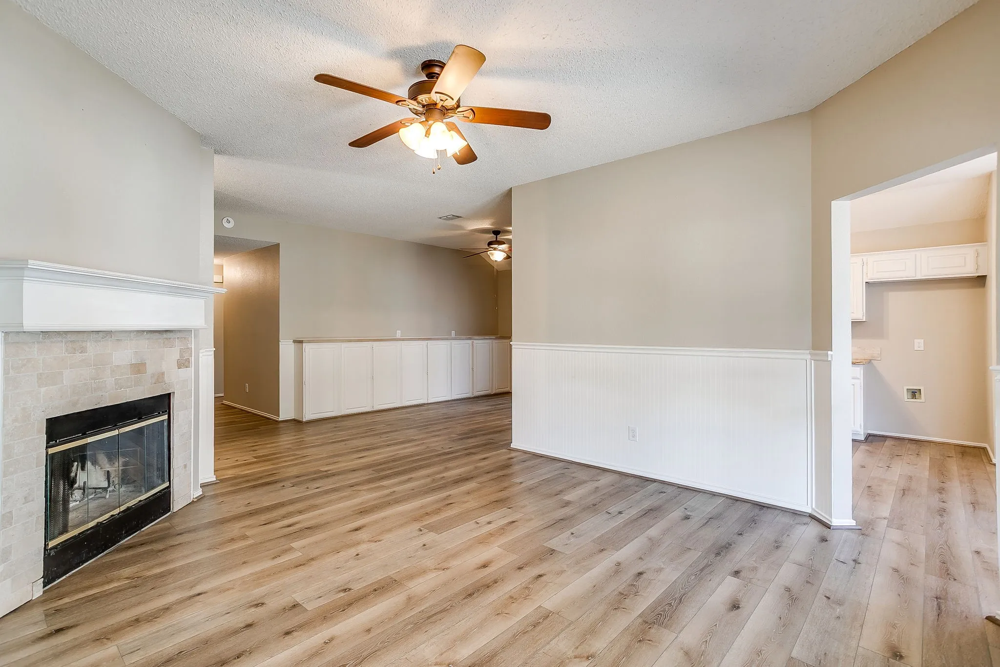 Single Family Residence For Sale in Tarrant County , 5024 Prairie Creek Trail, Fort Worth, Texas 76179, 3 Bedroom, 2 Bathroom, 2 Garage spaces, 1,540 Sqft, built in 1993, mls#21409359, Real Estate Agent in Fort Worth, Homes For Sale in Tarrant county, Homes For Sale in Fort Worth, Realtor in Fort Worth Texas, Real Estate Brokerage Independent Realty Texas, Luminita Cordes Realtor