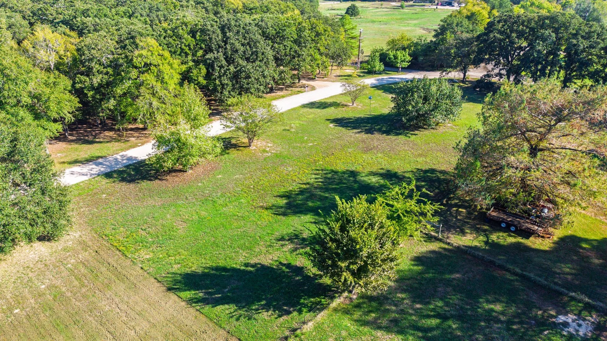 Single Family Residence For Sale in Hunt County , 703 Private Road 3141, Greenville, Texas 75402, 3 Bedroom, 2 Bathroom, 2 Garage spaces, 1,863 Sqft, built in 1980, mls#21409097, Real Estate Agent in Greenville, Homes For Sale in Hunt county, Homes For Sale in Greenville, Realtor in Greenville Texas, Real Estate Brokerage Independent Realty Texas, Luminita Cordes Realtor