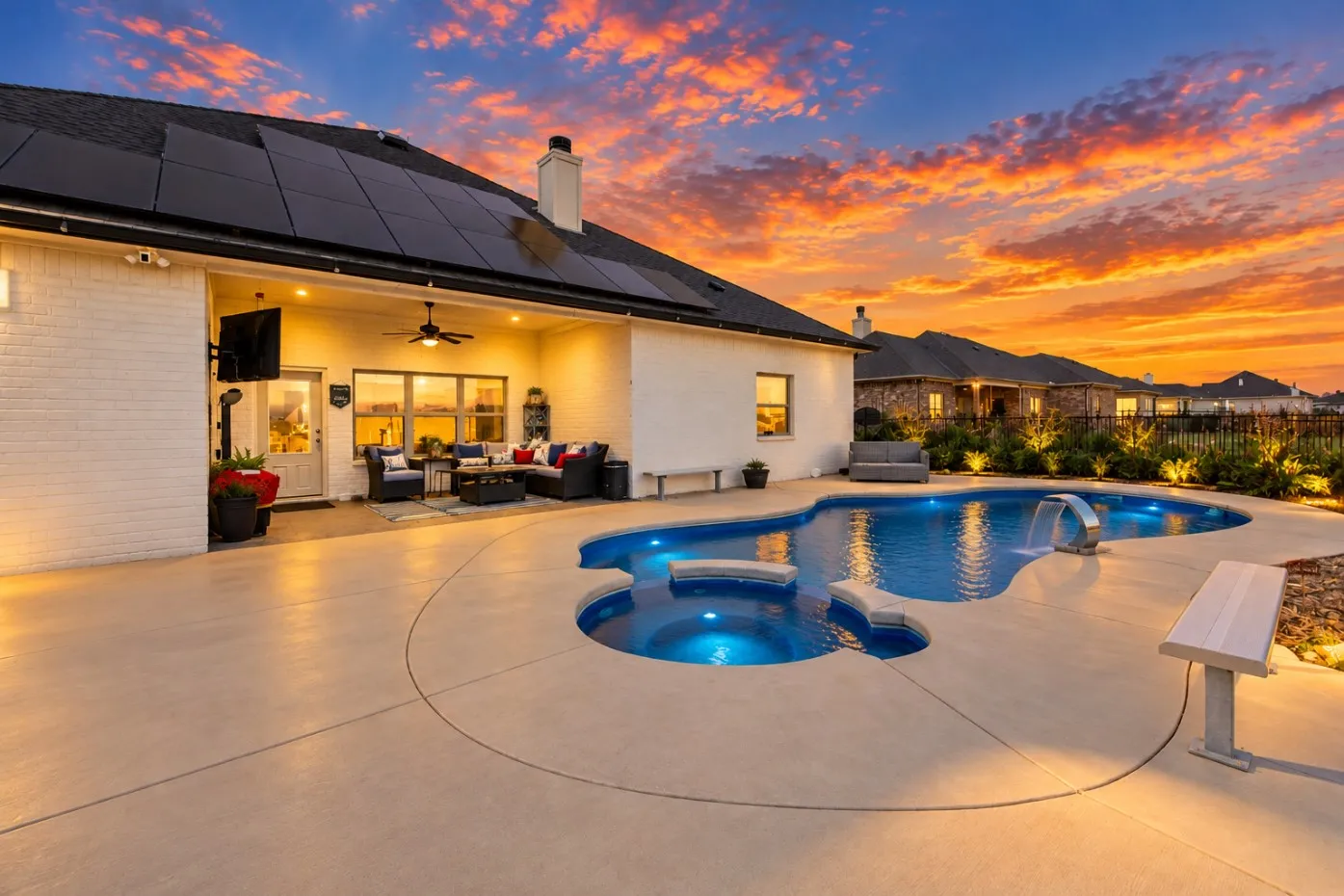 Single Family Residence For Sale in Denton County , 10160 Kildee Trail, Sanger, Texas 76266, 2 Bedroom, 3 Bathroom, 2 Garage spaces, 2,354 Sqft, built in 2021, mls#21404193, Real Estate Agent in Sanger, Homes For Sale in Denton county, Homes For Sale in Sanger, Realtor in Sanger Texas, Real Estate Brokerage Independent Realty Texas, Luminita Cordes Realtor