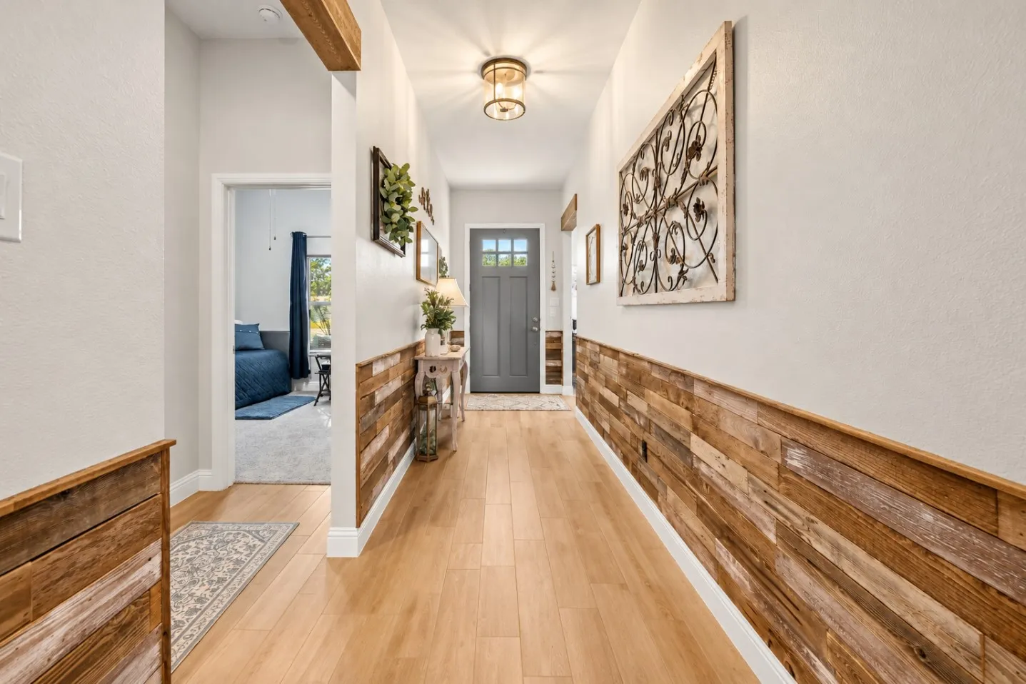 Single Family Residence For Sale in Denton County , 10160 Kildee Trail, Sanger, Texas 76266, 2 Bedroom, 3 Bathroom, 2 Garage spaces, 2,354 Sqft, built in 2021, mls#21404193, Real Estate Agent in Sanger, Homes For Sale in Denton county, Homes For Sale in Sanger, Realtor in Sanger Texas, Real Estate Brokerage Independent Realty Texas, Luminita Cordes Realtor