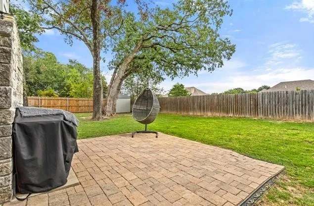 Single Family Residence For Sale in Smith County , 237 E Hideaway, Hideaway, Texas 75771, 3 Bedroom, 2 Bathroom, 2 Garage spaces, 2,039 Sqft, built in 1975, mls#21409379, Real Estate Agent in Hideaway, Homes For Sale in Smith county, Homes For Sale in Hideaway, Realtor in Hideaway Texas, Real Estate Brokerage Independent Realty Texas, Luminita Cordes Realtor