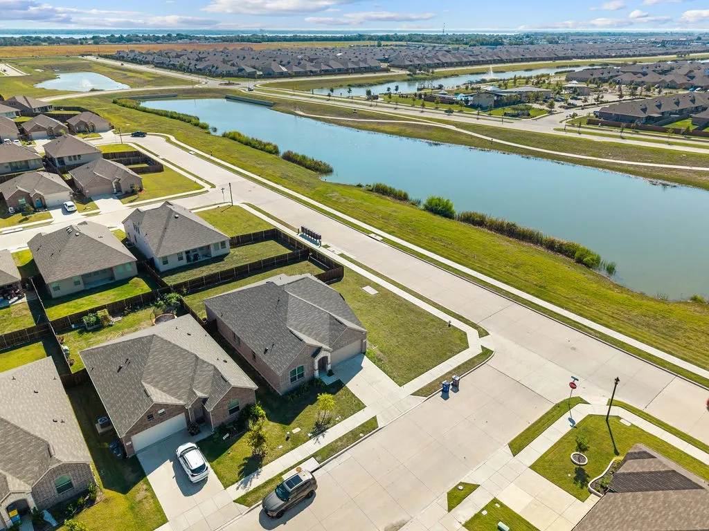 Single Family Residence For Sale in Collin County , 5127 Penrose Drive, Princeton, Texas 75407, 4 Bedroom, 3 Bathroom, 2 Garage spaces, 2,347 Sqft, built in 2023, mls#21401515, Real Estate Agent in Princeton, Homes For Sale in Collin county, Homes For Sale in Princeton, Realtor in Princeton Texas, Real Estate Brokerage Independent Realty Texas, Luminita Cordes Realtor
