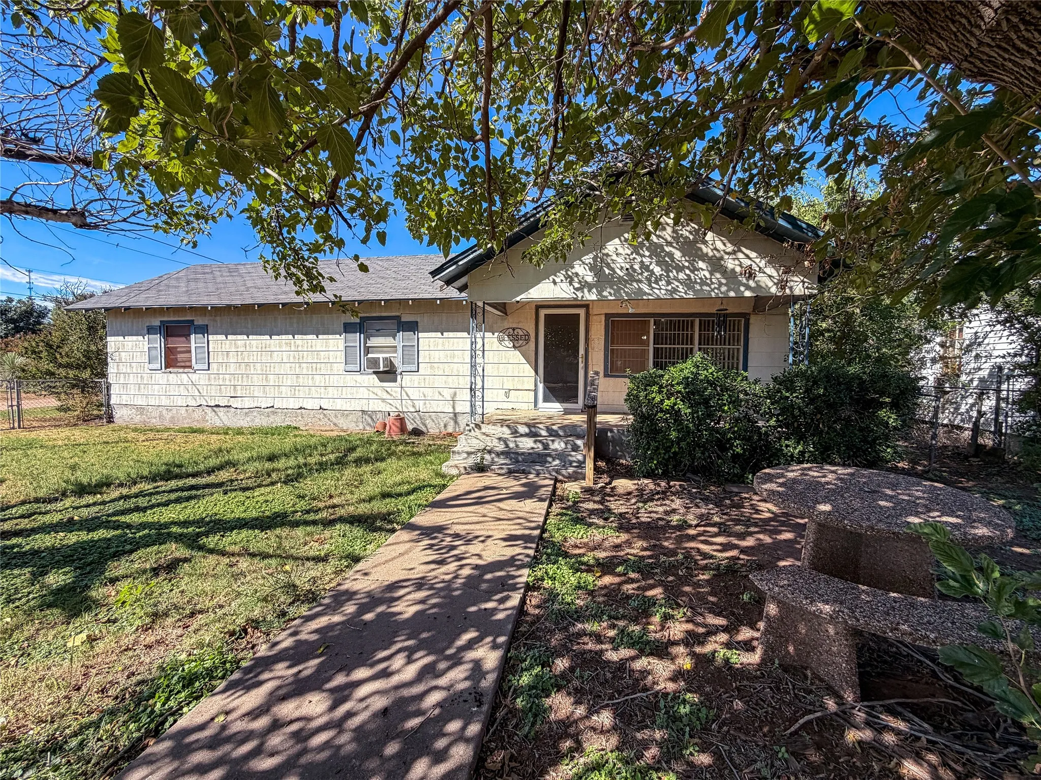 Single Family Residence For Sale