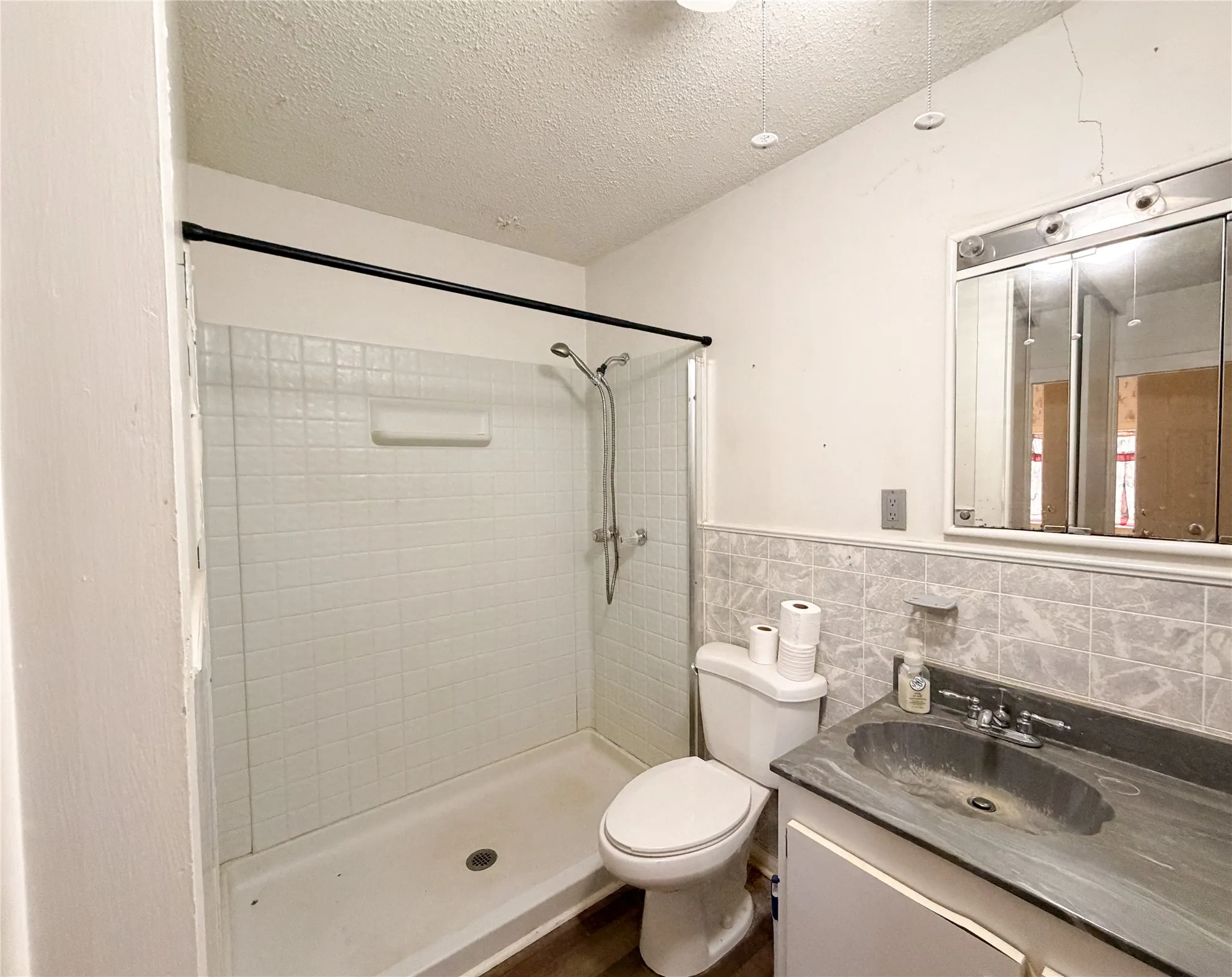 Single Family Residence For Sale in Haskell County , 1401 N Avenue K, Haskell, Texas 79521, 3 Bedroom, 1 Bathroom, Garage spaces, 1,552 Sqft, built in 1950, mls#21404099, Real Estate Agent in Haskell, Homes For Sale in Haskell county, Homes For Sale in Haskell, Realtor in Haskell Texas, Real Estate Brokerage Independent Realty Texas, Luminita Cordes Realtor