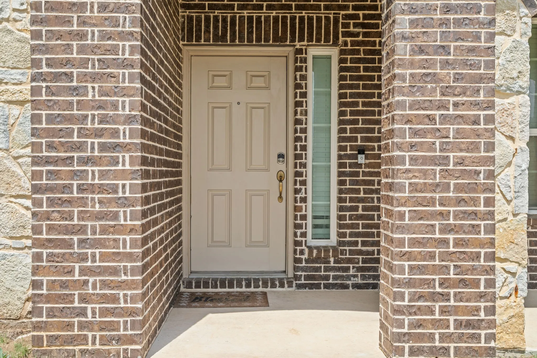 Single Family Residence For Rent in Tarrant County , 1929 Brahorn Lane, Fort Worth, Texas 76131, 4 Bedroom, 4 Bathroom, 3 Garage spaces, 3,474 Sqft, built in 2016, mls#21393806, Real Estate Agent in Fort Worth, Homes For Rent in Tarrant county, Homes For Rent in Fort Worth, Realtor in Fort Worth Texas, Real Estate Brokerage Independent Realty Texas, Luminita Cordes Realtor