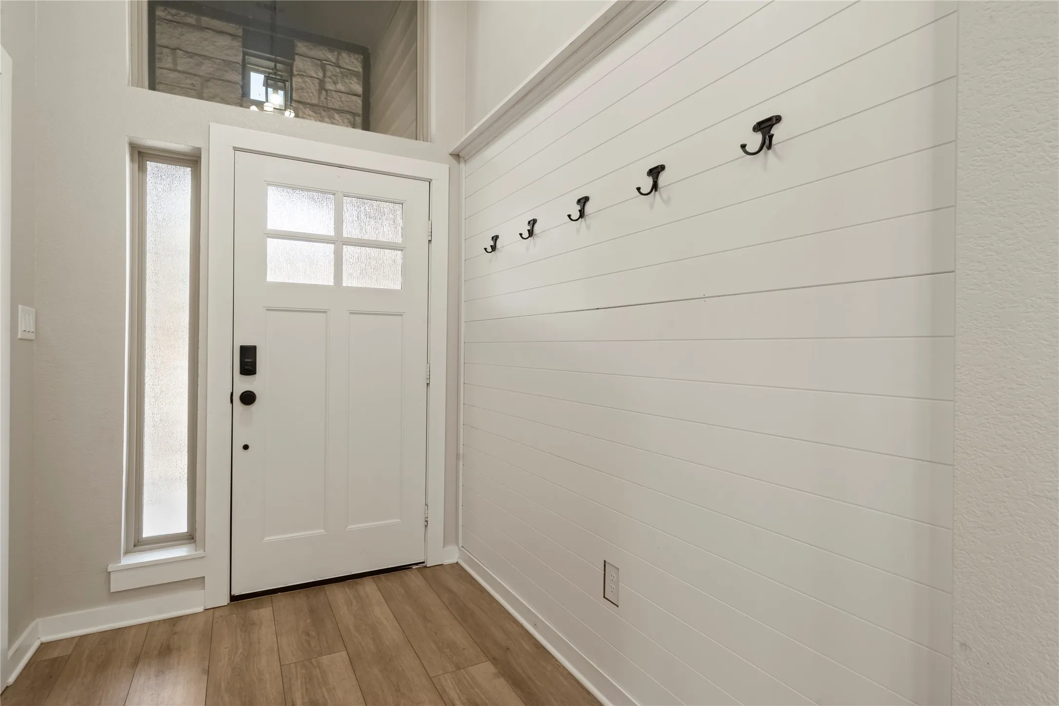 Single Family Residence For Sale in Mc Lennan County , 3108 Gilchrist Drive, Waco, Texas 76655, 4 Bedroom, 2 Bathroom, 3 Garage spaces, 1,877 Sqft, built in 2018, mls#21399964, Real Estate Agent in Waco, Homes For Sale in Mc Lennan county, Homes For Sale in Waco, Realtor in Waco Texas, Real Estate Brokerage Independent Realty Texas, Luminita Cordes Realtor
