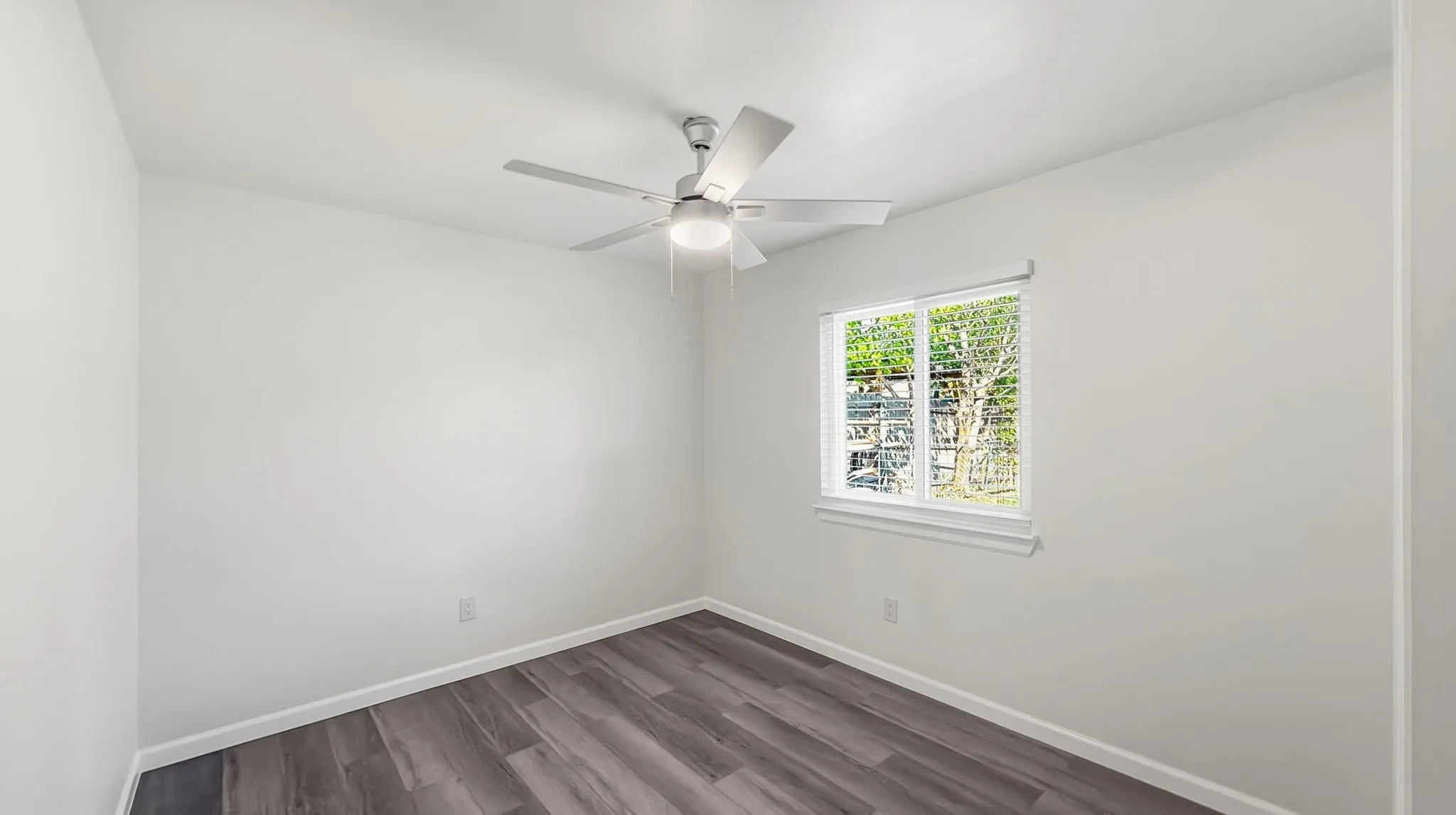 Single Family Residence For Rent in Dallas County , 920 Carom Way, Dallas, Texas 75217, 3 Bedroom, 1 Bathroom, Garage spaces, 1,174 Sqft, built in 1984, mls#21408759, Real Estate Agent in Dallas, Homes For Rent in Dallas county, Homes For Rent in Dallas, Realtor in Dallas Texas, Real Estate Brokerage Independent Realty Texas, Luminita Cordes Realtor