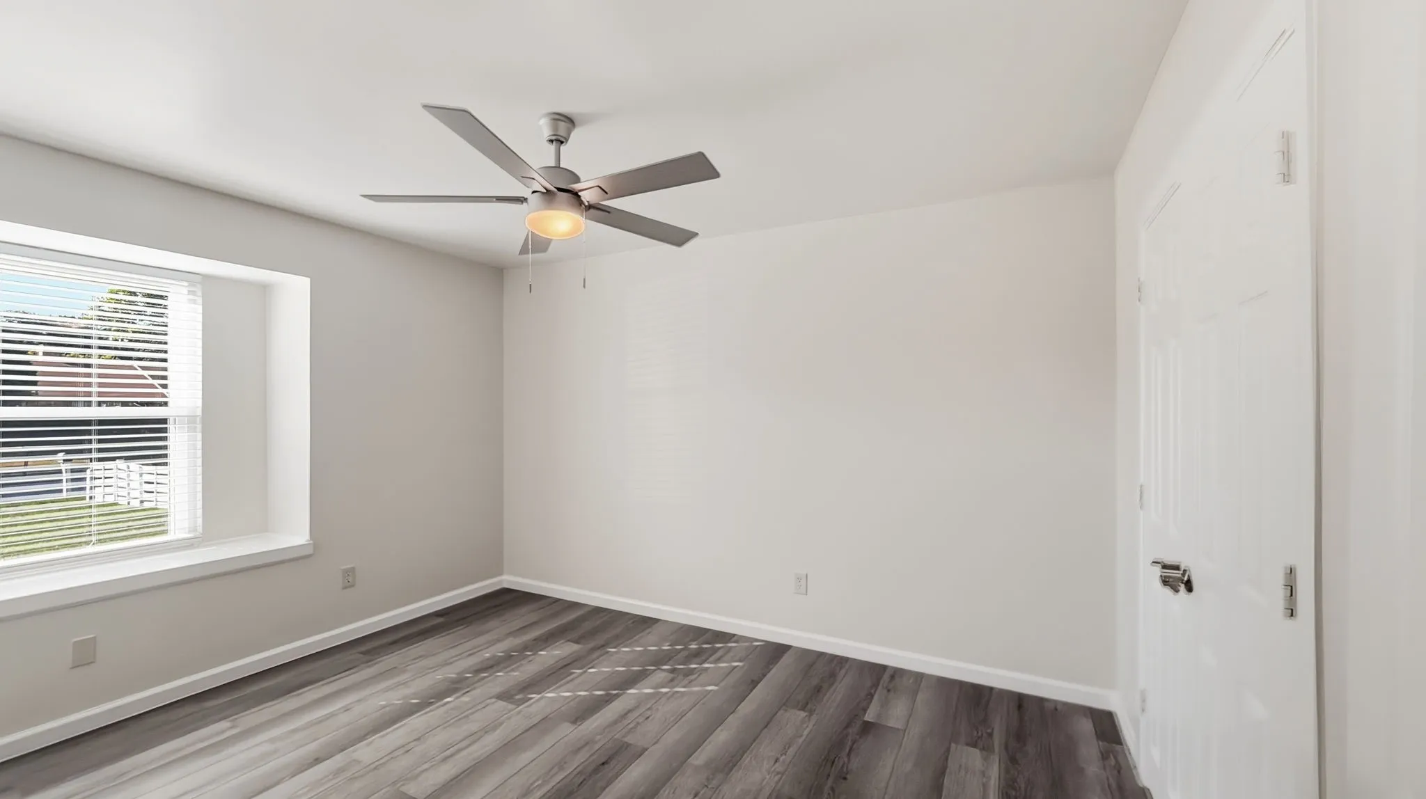 Single Family Residence For Rent in Dallas County , 920 Carom Way, Dallas, Texas 75217, 3 Bedroom, 1 Bathroom, Garage spaces, 1,174 Sqft, built in 1984, mls#21408759, Real Estate Agent in Dallas, Homes For Rent in Dallas county, Homes For Rent in Dallas, Realtor in Dallas Texas, Real Estate Brokerage Independent Realty Texas, Luminita Cordes Realtor