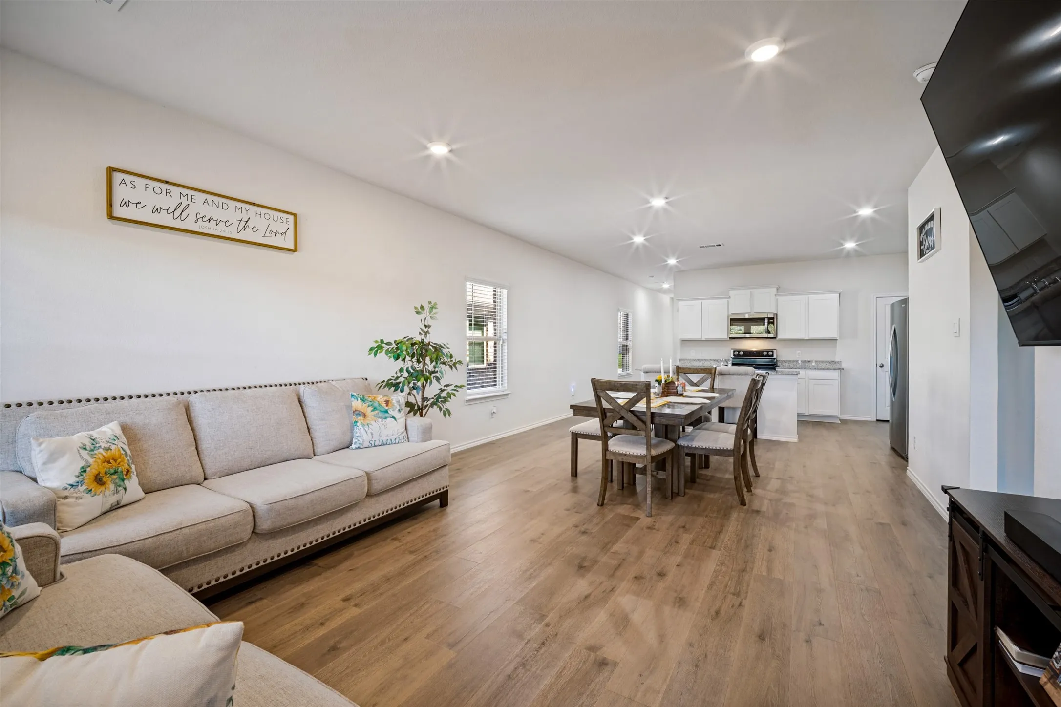 Single Family Residence For Sale in Kaufman County , 1603 Novella Avenue, Crandall, Texas 75114, 4 Bedroom, 3 Bathroom, 2 Garage spaces, 2,133 Sqft, built in 2023, mls#21406636, Real Estate Agent in Crandall, Homes For Sale in Kaufman county, Homes For Sale in Crandall, Realtor in Crandall Texas, Real Estate Brokerage Independent Realty Texas, Luminita Cordes Realtor
