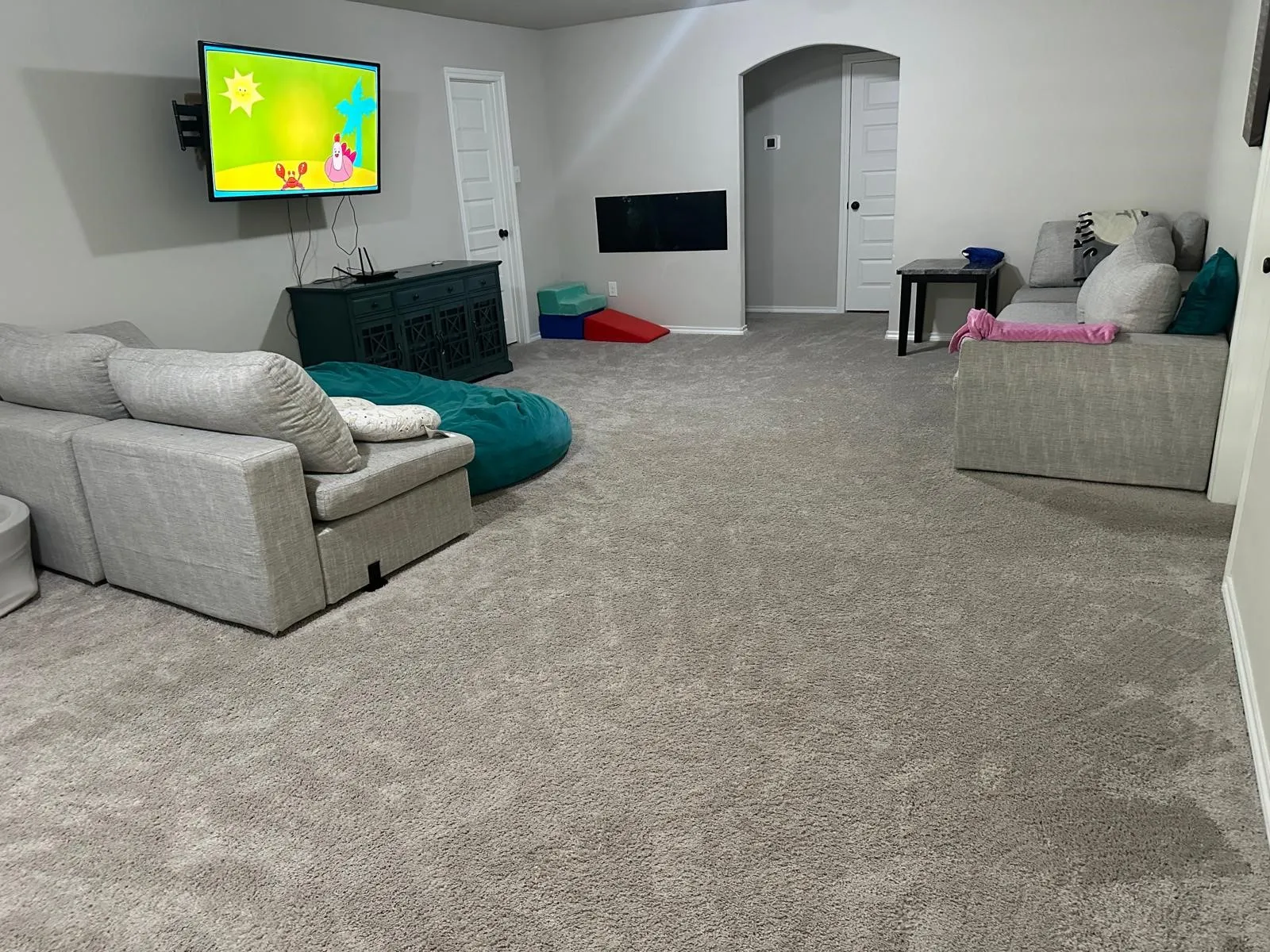 Single Family Residence For Rent in Tarrant County , 705 Mcadoo Drive, Arlington, Texas 76002, 5 Bedroom, 4 Bathroom, 3 Garage spaces, 3,236 Sqft, built in 2022, mls#21409406, Real Estate Agent in Arlington, Homes For Rent in Tarrant county, Homes For Rent in Arlington, Realtor in Arlington Texas, Real Estate Brokerage Independent Realty Texas, Luminita Cordes Realtor