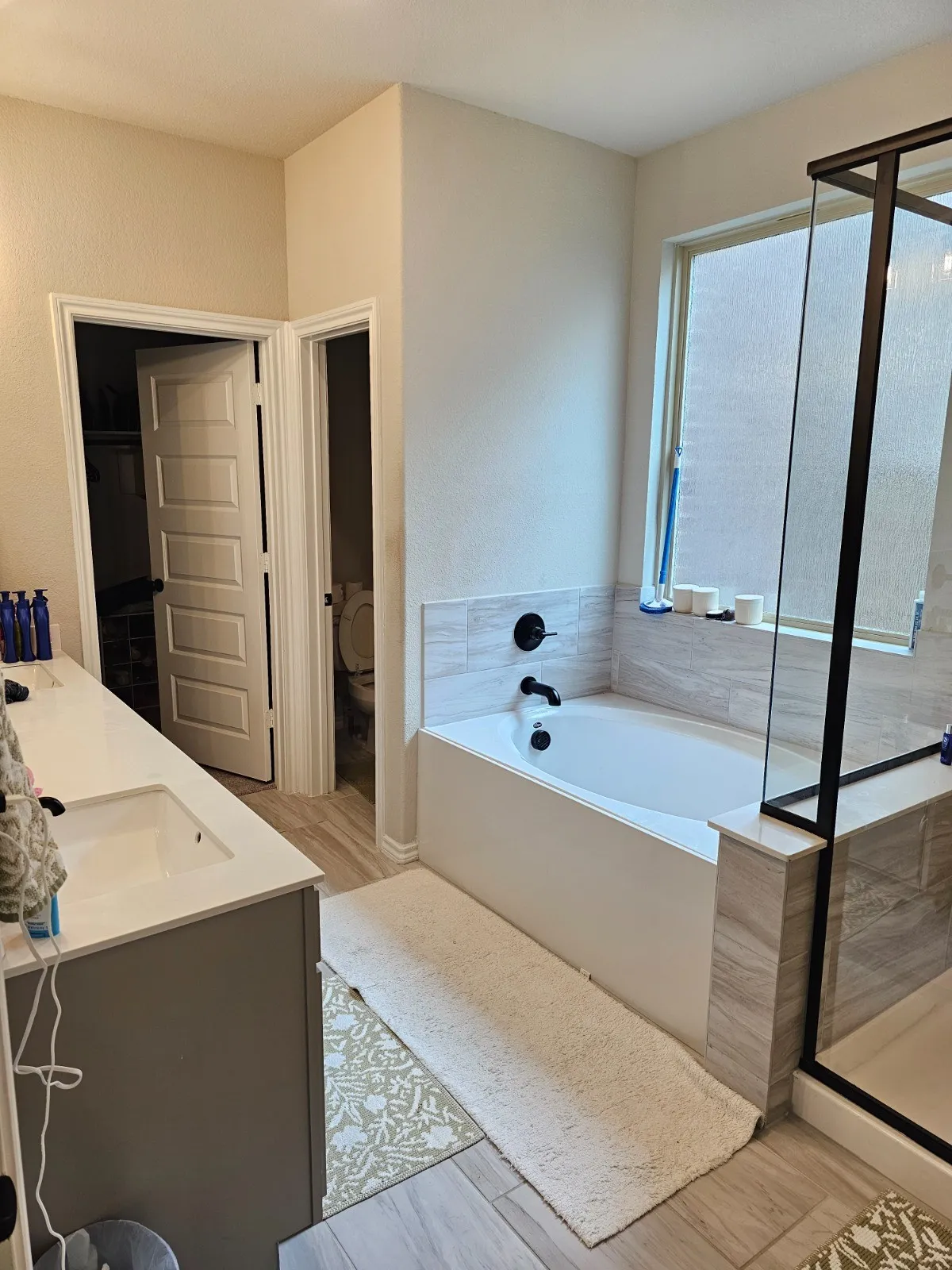 Single Family Residence For Rent in Tarrant County , 705 Mcadoo Drive, Arlington, Texas 76002, 5 Bedroom, 4 Bathroom, 3 Garage spaces, 3,236 Sqft, built in 2022, mls#21409406, Real Estate Agent in Arlington, Homes For Rent in Tarrant county, Homes For Rent in Arlington, Realtor in Arlington Texas, Real Estate Brokerage Independent Realty Texas, Luminita Cordes Realtor