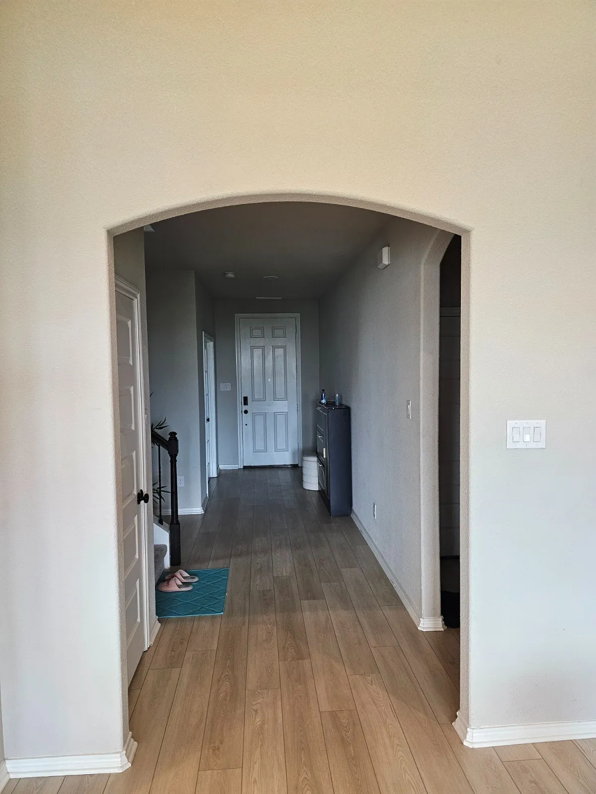 Single Family Residence For Rent in Tarrant County , 705 Mcadoo Drive, Arlington, Texas 76002, 5 Bedroom, 4 Bathroom, 3 Garage spaces, 3,236 Sqft, built in 2022, mls#21409406, Real Estate Agent in Arlington, Homes For Rent in Tarrant county, Homes For Rent in Arlington, Realtor in Arlington Texas, Real Estate Brokerage Independent Realty Texas, Luminita Cordes Realtor