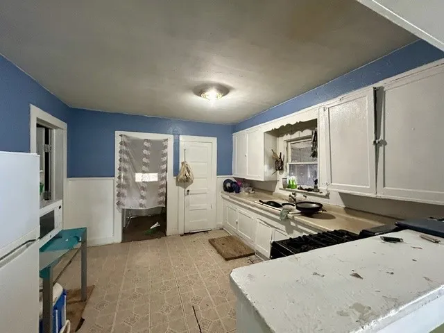 Single Family Residence For Sale in Mc Lennan County , 1609 Baylor Avenue, Waco, Texas 76706, 2 Bedroom, 1 Bathroom, Garage spaces, 840 Sqft, built in 1940, mls#21403783, Real Estate Agent in Waco, Homes For Sale in Mc Lennan county, Homes For Sale in Waco, Realtor in Waco Texas, Real Estate Brokerage Independent Realty Texas, Luminita Cordes Realtor