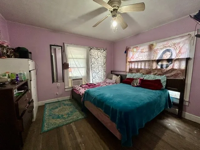 Single Family Residence For Sale in Mc Lennan County , 1609 Baylor Avenue, Waco, Texas 76706, 2 Bedroom, 1 Bathroom, Garage spaces, 840 Sqft, built in 1940, mls#21403783, Real Estate Agent in Waco, Homes For Sale in Mc Lennan county, Homes For Sale in Waco, Realtor in Waco Texas, Real Estate Brokerage Independent Realty Texas, Luminita Cordes Realtor