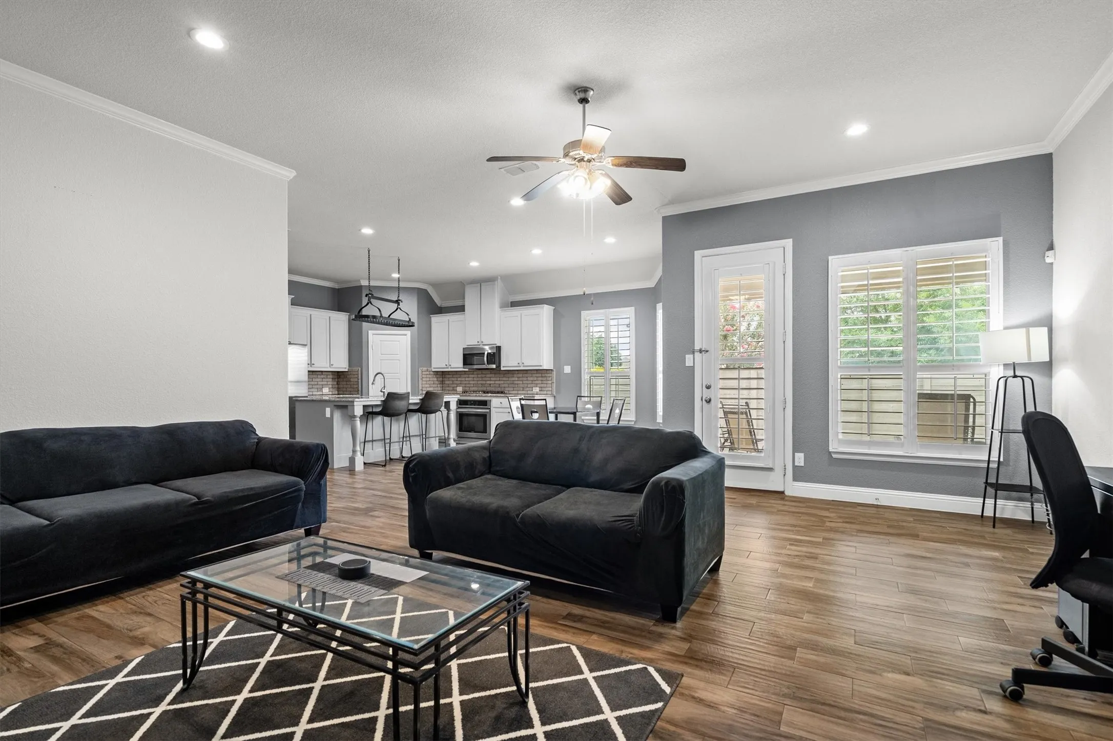 Single Family Residence For Rent in Denton County , 840 Parkside Drive, Argyle, Texas 76226, 4 Bedroom, 4 Bathroom, 2 Garage spaces, 2,686 Sqft, built in 2018, mls#21406727, Real Estate Agent in Argyle, Homes For Rent in Denton county, Homes For Rent in Argyle, Realtor in Argyle Texas, Real Estate Brokerage Independent Realty Texas, Luminita Cordes Realtor