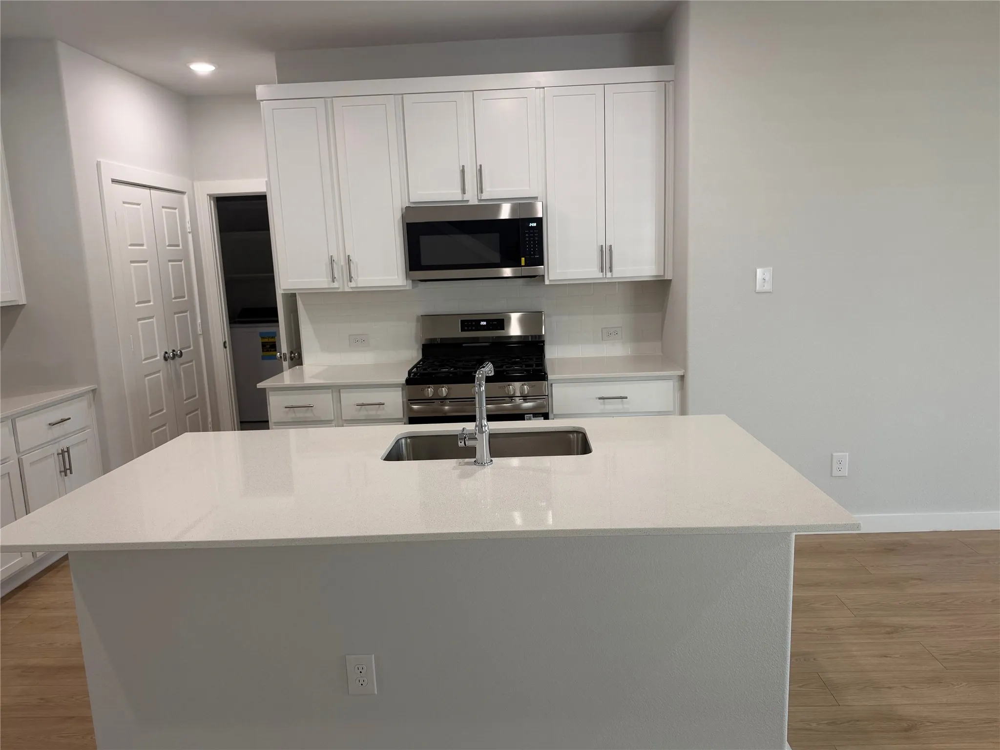 Single Family Residence For Rent in Collin County , 716 Knox River Drive, Princeton, Texas 75071, 4 Bedroom, 3 Bathroom, 2 Garage spaces, 2,752 Sqft, built in 2026, mls#21409223, Real Estate Agent in Princeton, Homes For Rent in Collin county, Homes For Rent in Princeton, Realtor in Princeton Texas, Real Estate Brokerage Independent Realty Texas, Luminita Cordes Realtor