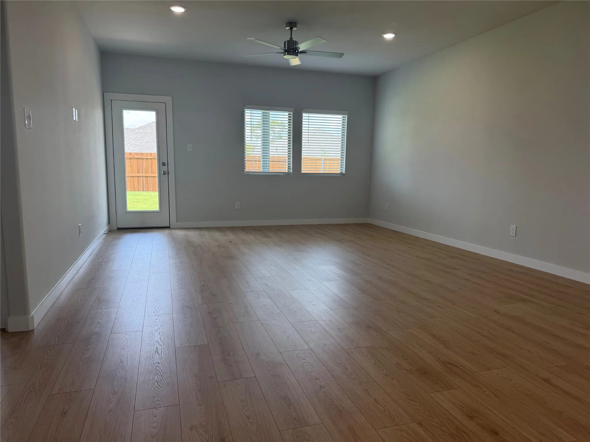 Single Family Residence For Rent in Collin County , 716 Knox River Drive, Princeton, Texas 75071, 4 Bedroom, 3 Bathroom, 2 Garage spaces, 2,752 Sqft, built in 2026, mls#21409223, Real Estate Agent in Princeton, Homes For Rent in Collin county, Homes For Rent in Princeton, Realtor in Princeton Texas, Real Estate Brokerage Independent Realty Texas, Luminita Cordes Realtor