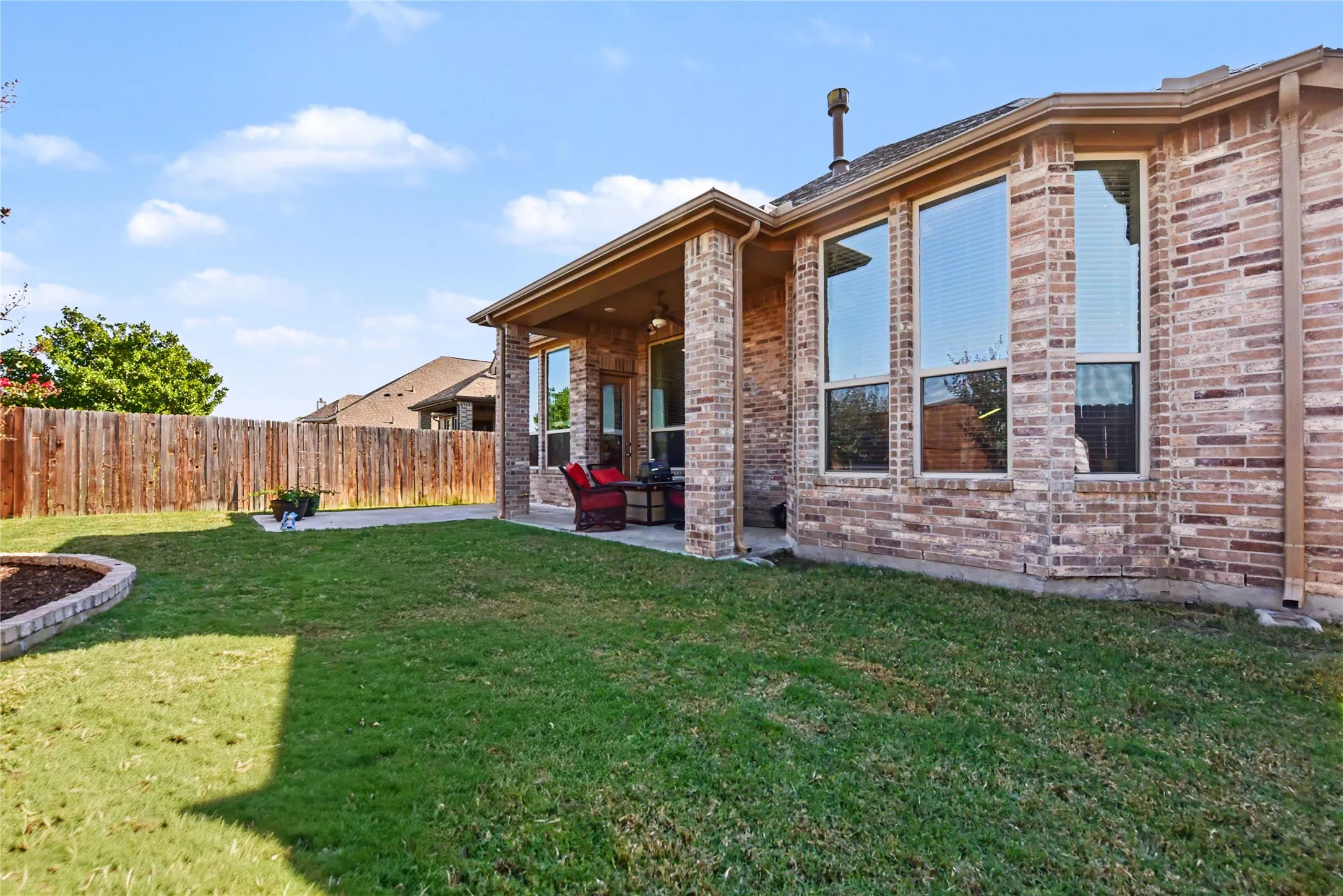 Single Family Residence For Sale in Kaufman County , 1548 Seminole Drive, Forney, Texas 75126, 4 Bedroom, 3 Bathroom, 2 Garage spaces, 2,339 Sqft, built in 2018, mls#21409472, Real Estate Agent in Forney, Homes For Sale in Kaufman county, Homes For Sale in Forney, Realtor in Forney Texas, Real Estate Brokerage Independent Realty Texas, Luminita Cordes Realtor