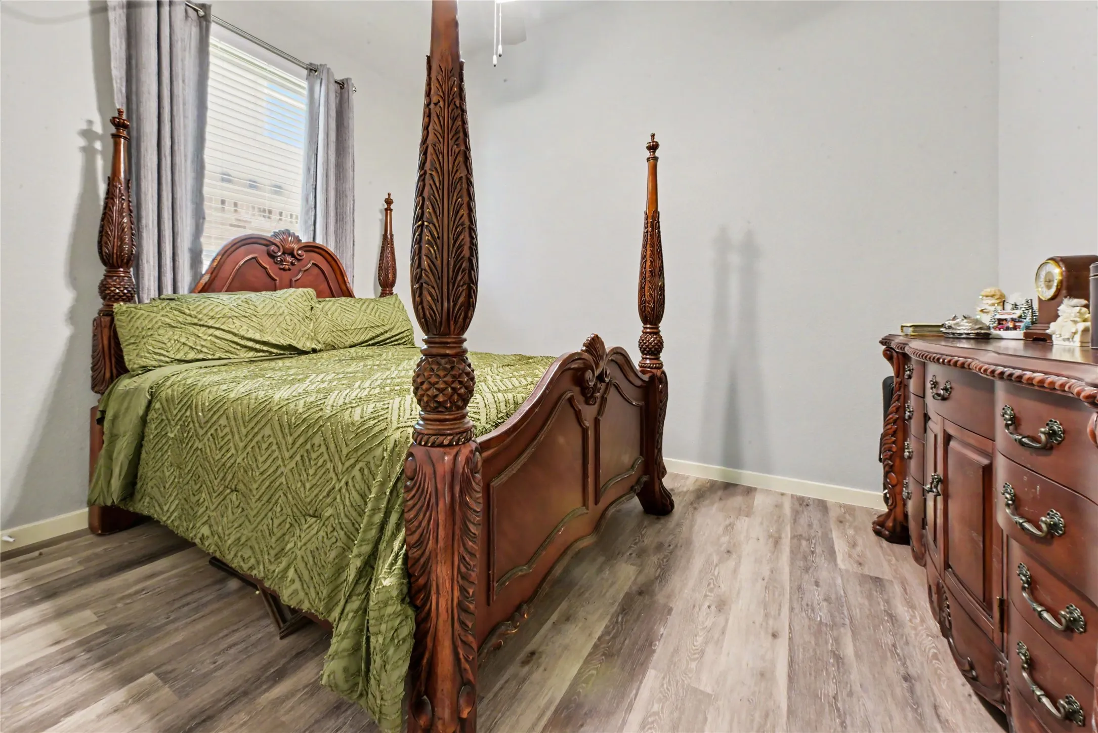 Single Family Residence For Sale in Kaufman County , 1548 Seminole Drive, Forney, Texas 75126, 4 Bedroom, 3 Bathroom, 2 Garage spaces, 2,339 Sqft, built in 2018, mls#21409472, Real Estate Agent in Forney, Homes For Sale in Kaufman county, Homes For Sale in Forney, Realtor in Forney Texas, Real Estate Brokerage Independent Realty Texas, Luminita Cordes Realtor