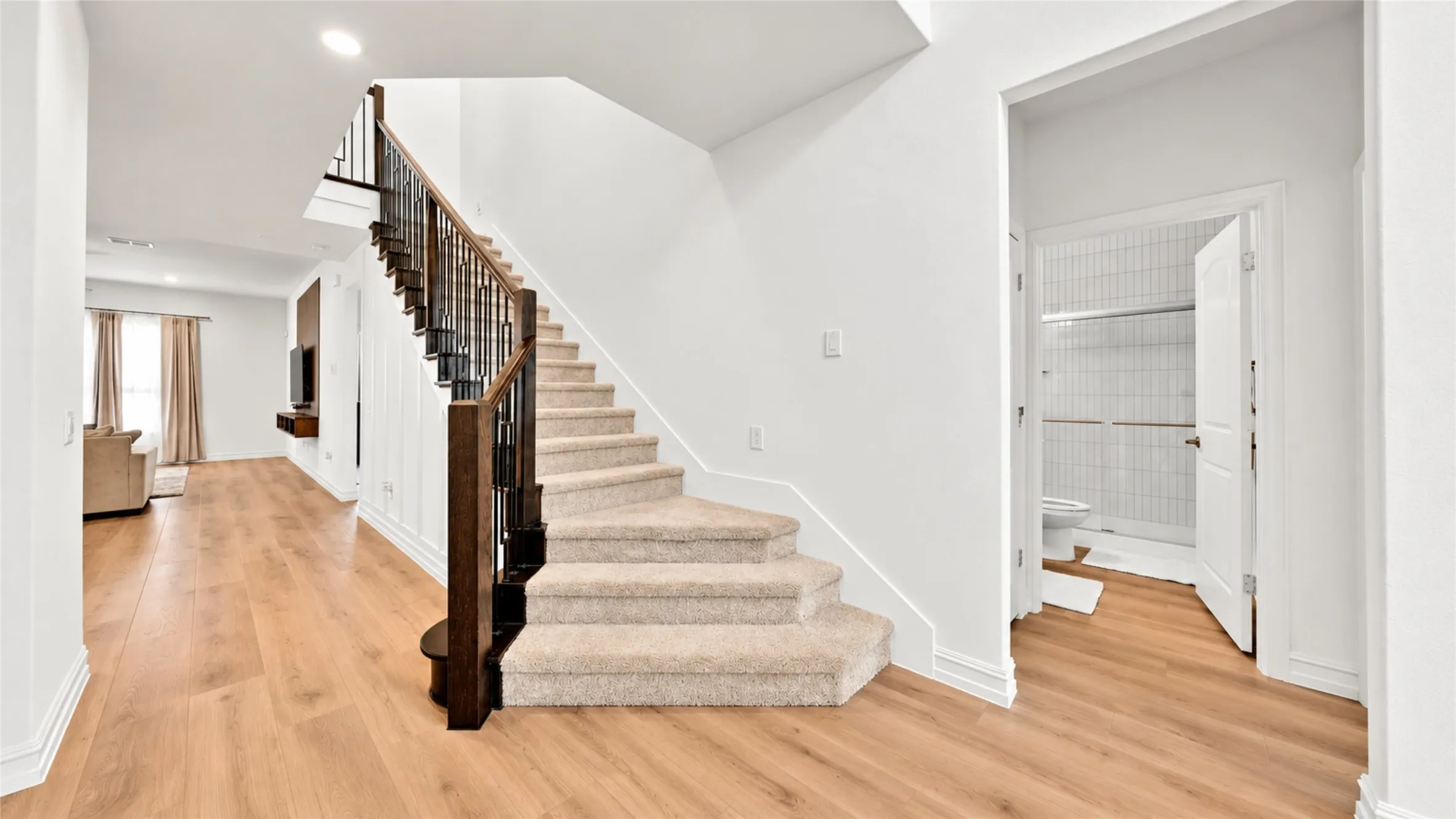 Single Family Residence For Sale in Collin County , 6500 Fort - Parker Way, Mc Kinney, Texas 75071, 5 Bedroom, 4 Bathroom, 2 Garage spaces, 3,696 Sqft, built in 2025, mls#21408789, Real Estate Agent in Mc Kinney, Homes For Sale in Collin county, Homes For Sale in Mc Kinney, Realtor in Mc Kinney Texas, Real Estate Brokerage Independent Realty Texas, Luminita Cordes Realtor