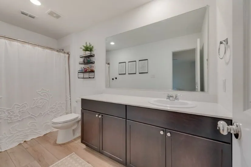 Single Family Residence For Sale in Denton County , 424 Frio Pass Trl, Haslet, Texas 76052, 4 Bedroom, 3 Bathroom, 2 Garage spaces, 1,991 Sqft, built in 2022, mls#21409497, Real Estate Agent in Haslet, Homes For Sale in Denton county, Homes For Sale in Haslet, Realtor in Haslet Texas, Real Estate Brokerage Independent Realty Texas, Luminita Cordes Realtor