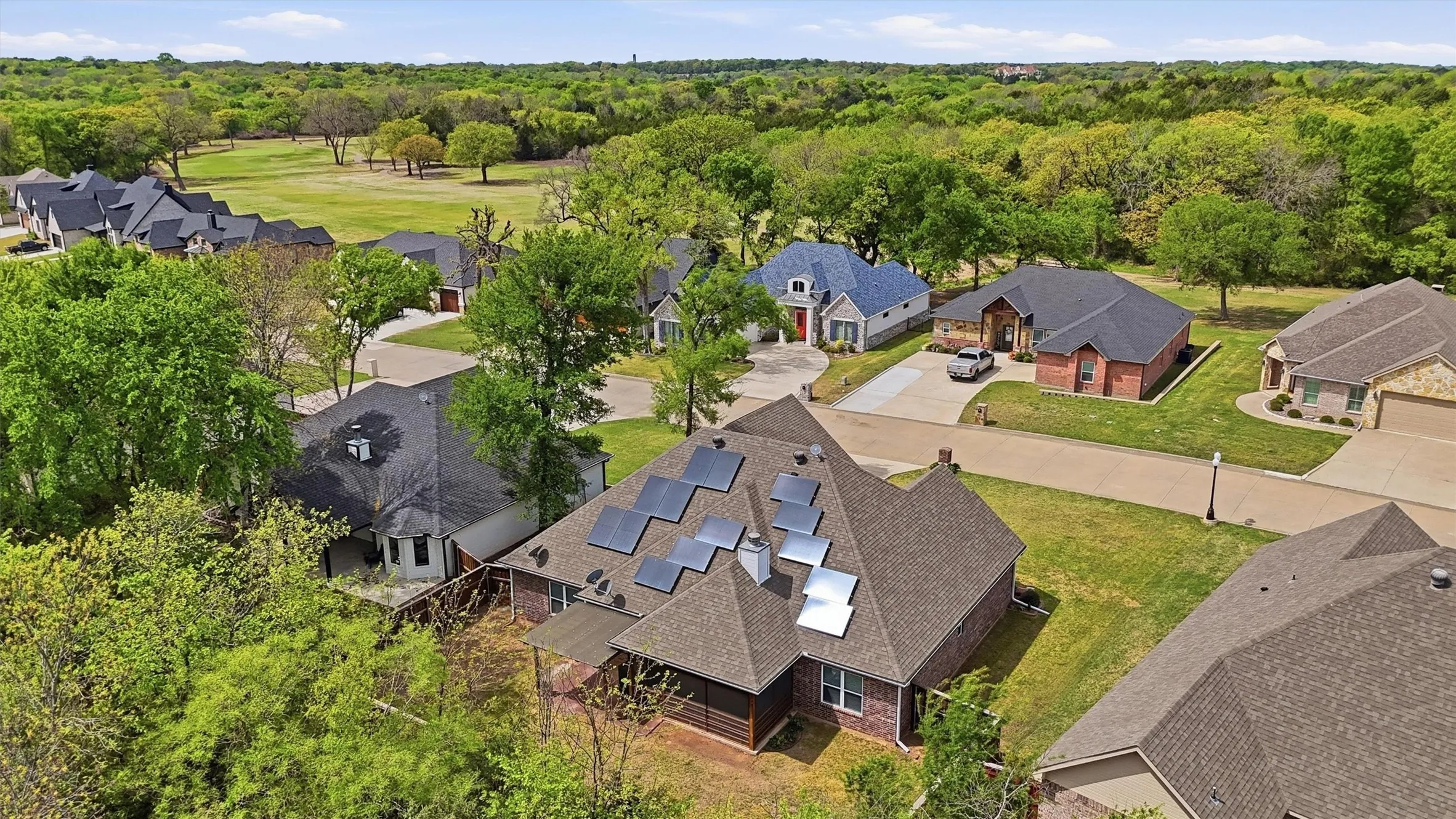 Single Family Residence For Rent in Grayson County , 230 Bent Oak Drive, Pottsboro, Texas 75076, 3 Bedroom, 2 Bathroom, 2 Garage spaces, 2,134 Sqft, built in 2018, mls#21409389, Real Estate Agent in Pottsboro, Homes For Rent in Grayson county, Homes For Rent in Pottsboro, Realtor in Pottsboro Texas, Real Estate Brokerage Independent Realty Texas, Luminita Cordes Realtor
