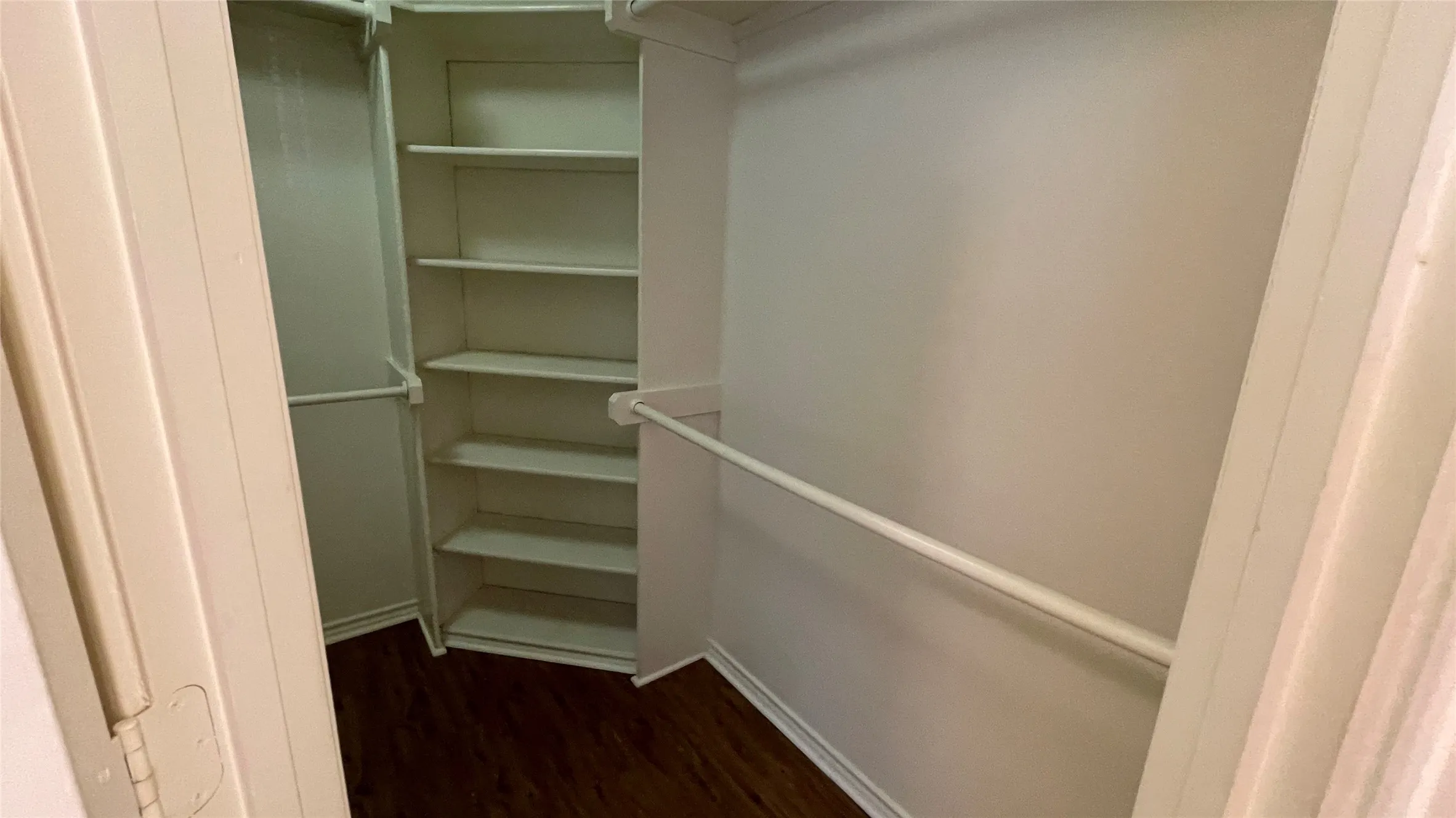 Single Family Residence For Rent