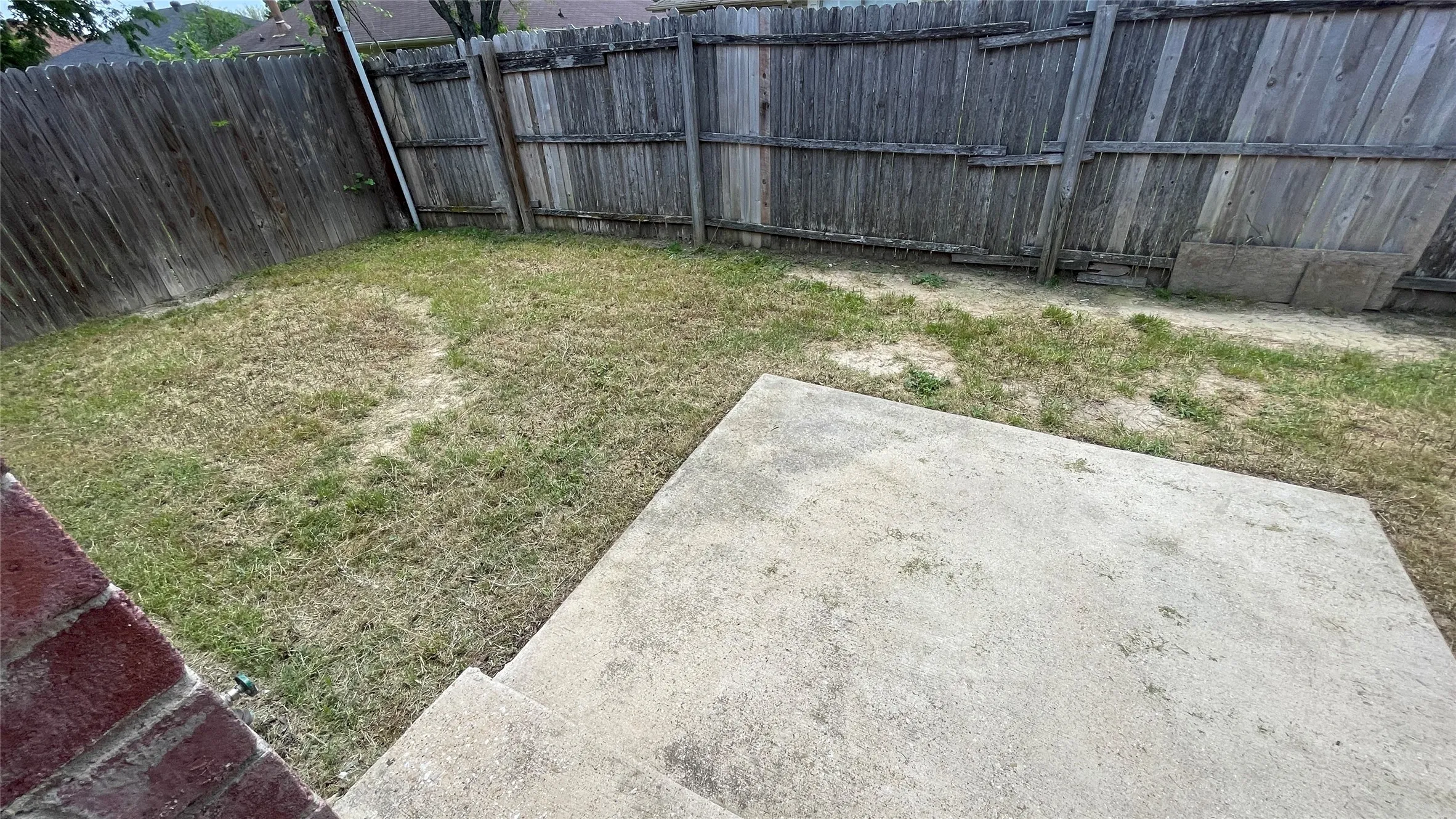 Single Family Residence For Rent in Dallas County , 921 Simon Drive, Cedar Hill, Texas 75104, 4 Bedroom, 2 Bathroom, 2 Garage spaces, 2,080 Sqft, built in 2006, mls#21409513, Real Estate Agent in Cedar Hill, Homes For Rent in Dallas county, Homes For Rent in Cedar Hill, Realtor in Cedar Hill Texas, Real Estate Brokerage Independent Realty Texas, Luminita Cordes Realtor