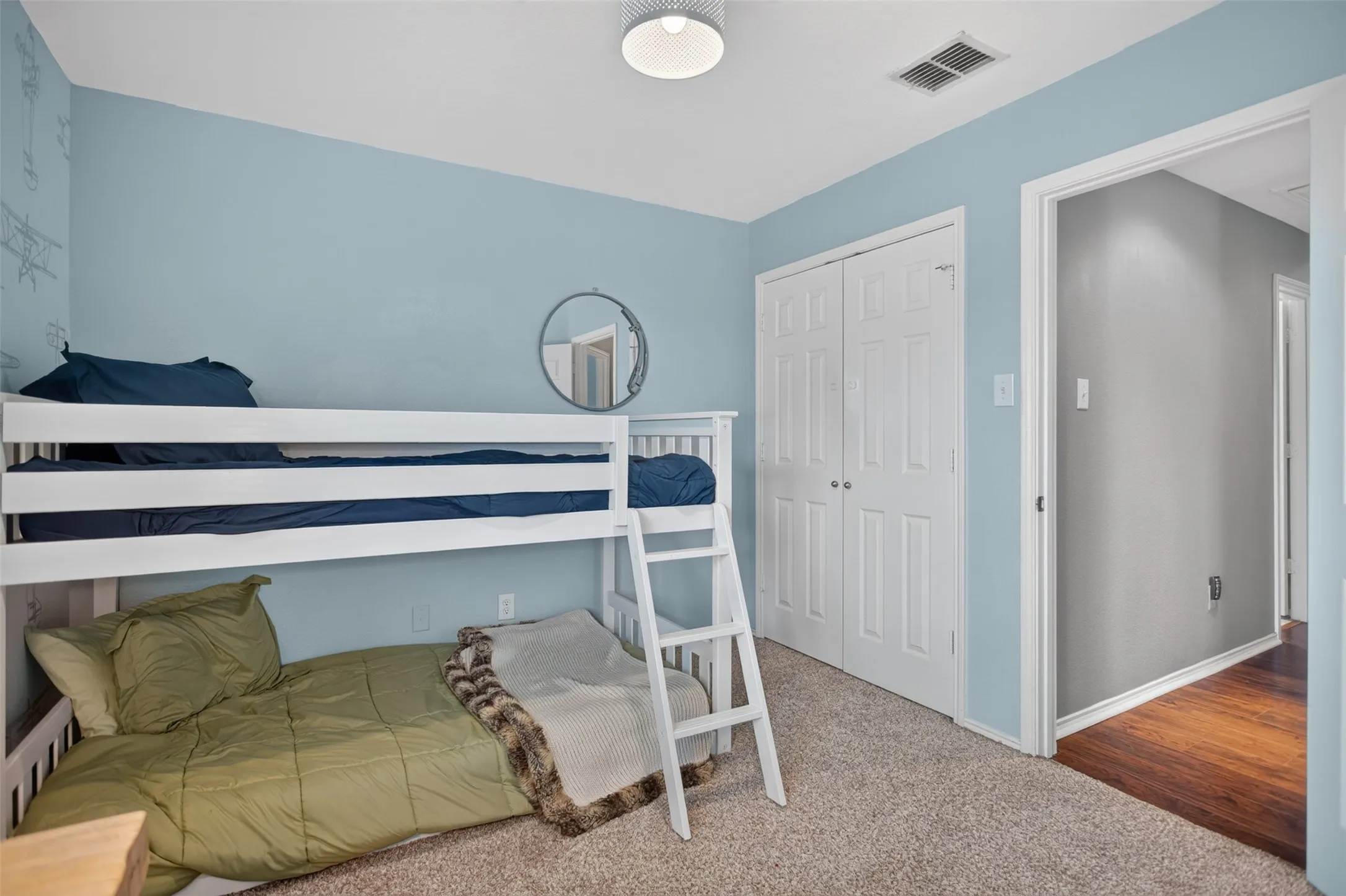 Single Family Residence For Sale in Kaufman County , 4001 Bridge Water Road, Heartland, Texas 75126, 4 Bedroom, 2 Bathroom, 3 Garage spaces, 2,108 Sqft, built in 2008, mls#21404277, Real Estate Agent in Heartland, Homes For Sale in Kaufman county, Homes For Sale in Heartland, Realtor in Heartland Texas, Real Estate Brokerage Independent Realty Texas, Luminita Cordes Realtor