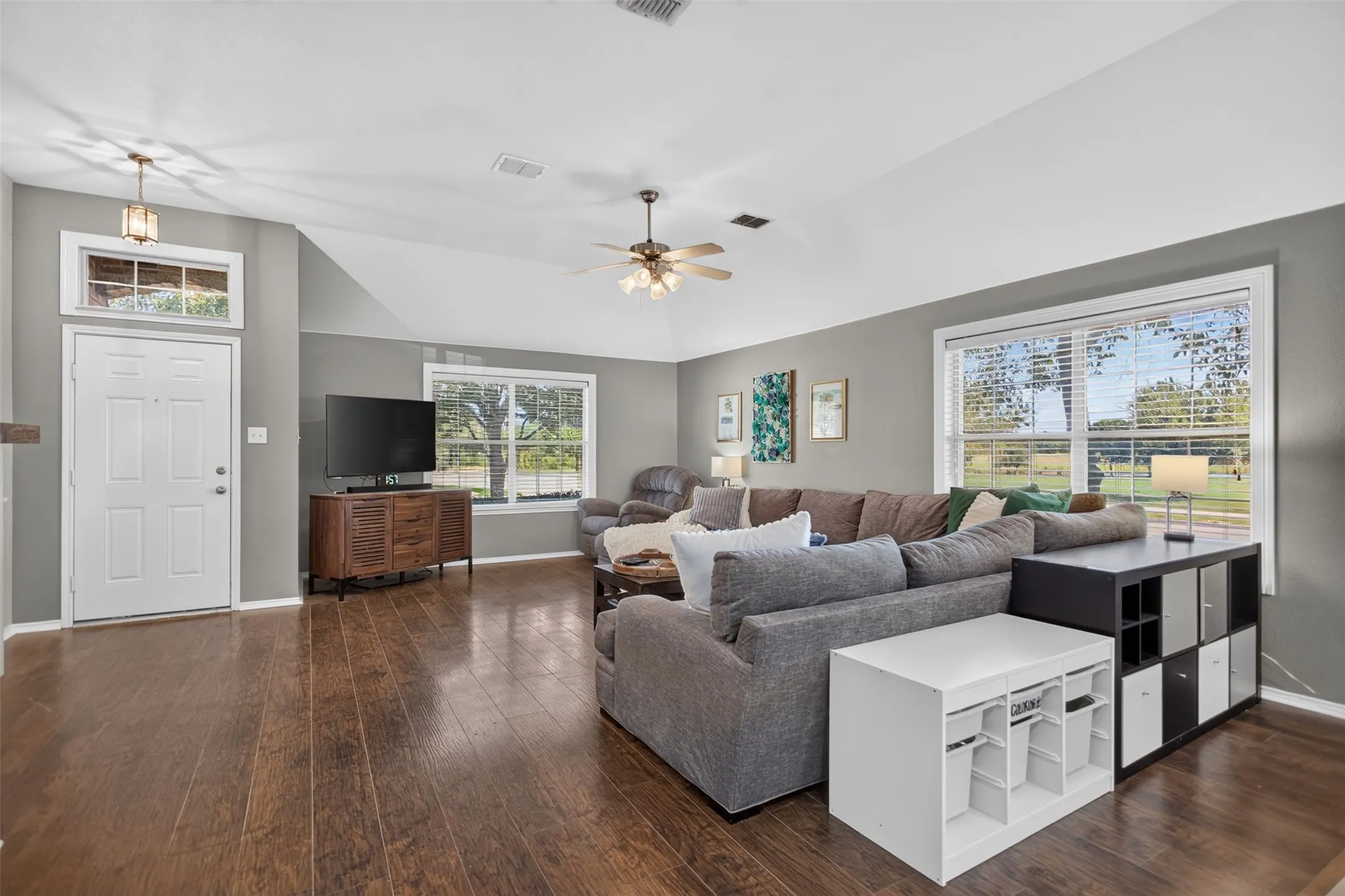 Many options for furniture