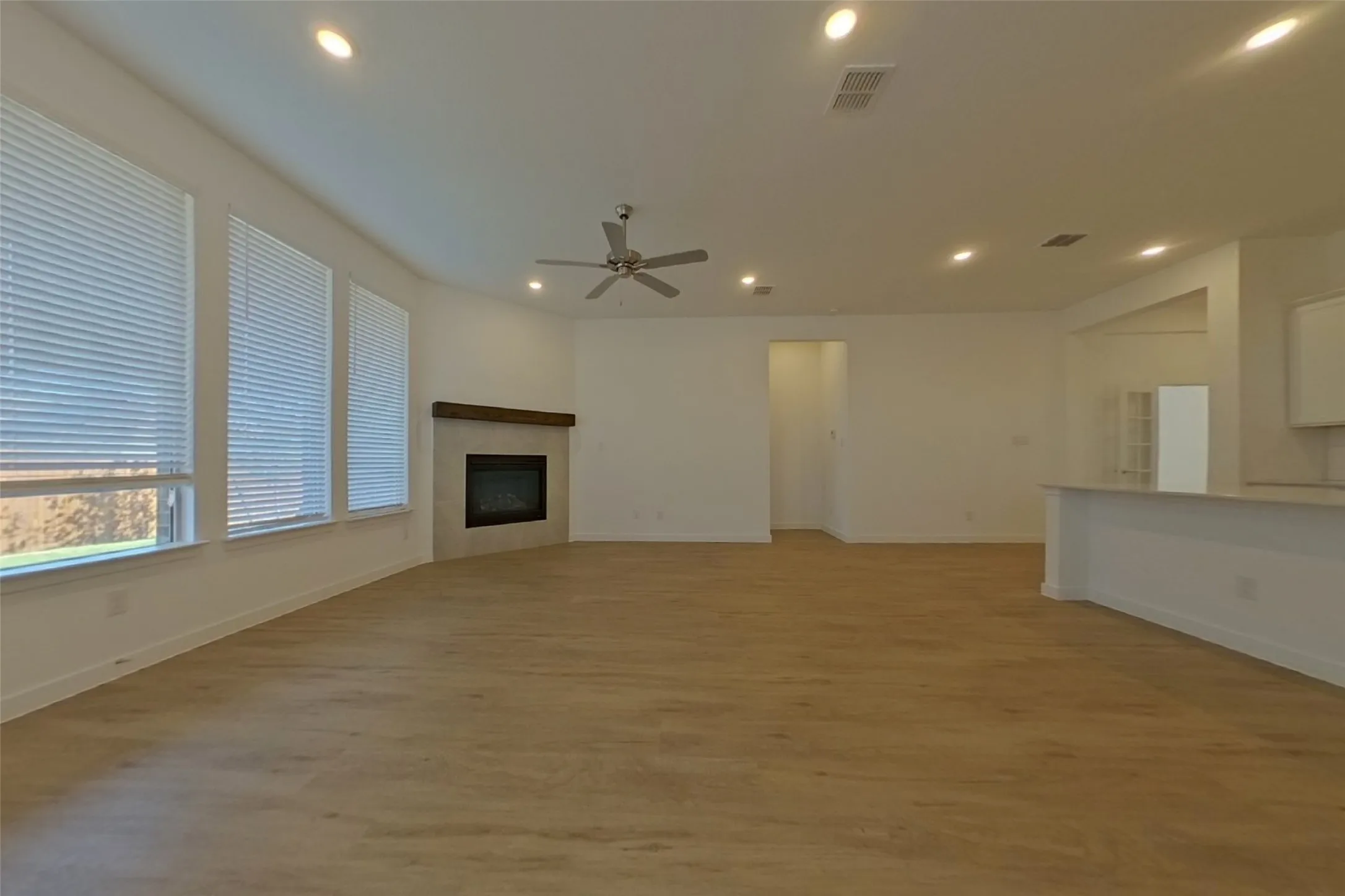 Single Family Residence For Rent in Denton County , 448 Lone Star Drive, Justin, Texas 76247, 4 Bedroom, 3 Bathroom, 2 Garage spaces, 2,371 Sqft, built in 2025, mls#21409530, Real Estate Agent in Justin, Homes For Rent in Denton county, Homes For Rent in Justin, Realtor in Justin Texas, Real Estate Brokerage Independent Realty Texas, Luminita Cordes Realtor