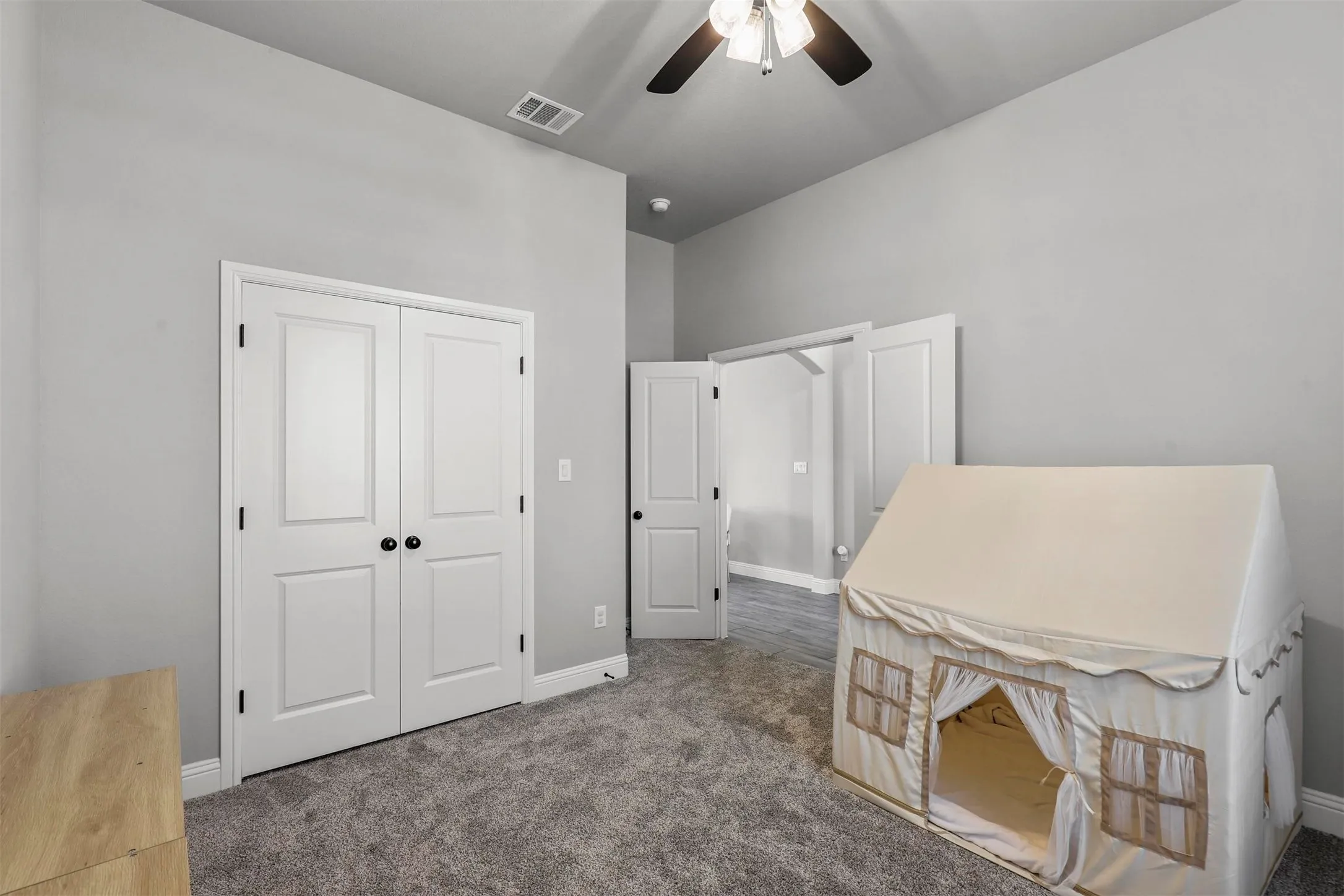 Single Family Residence For Sale in Parker County , 2071 Sunset Ridge Drive, Weatherford, Texas 76087, 4 Bedroom, 2 Bathroom, 2 Garage spaces, 2,003 Sqft, built in 2023, mls#21407261, Real Estate Agent in Weatherford, Homes For Sale in Parker county, Homes For Sale in Weatherford, Realtor in Weatherford Texas, Real Estate Brokerage Independent Realty Texas, Luminita Cordes Realtor