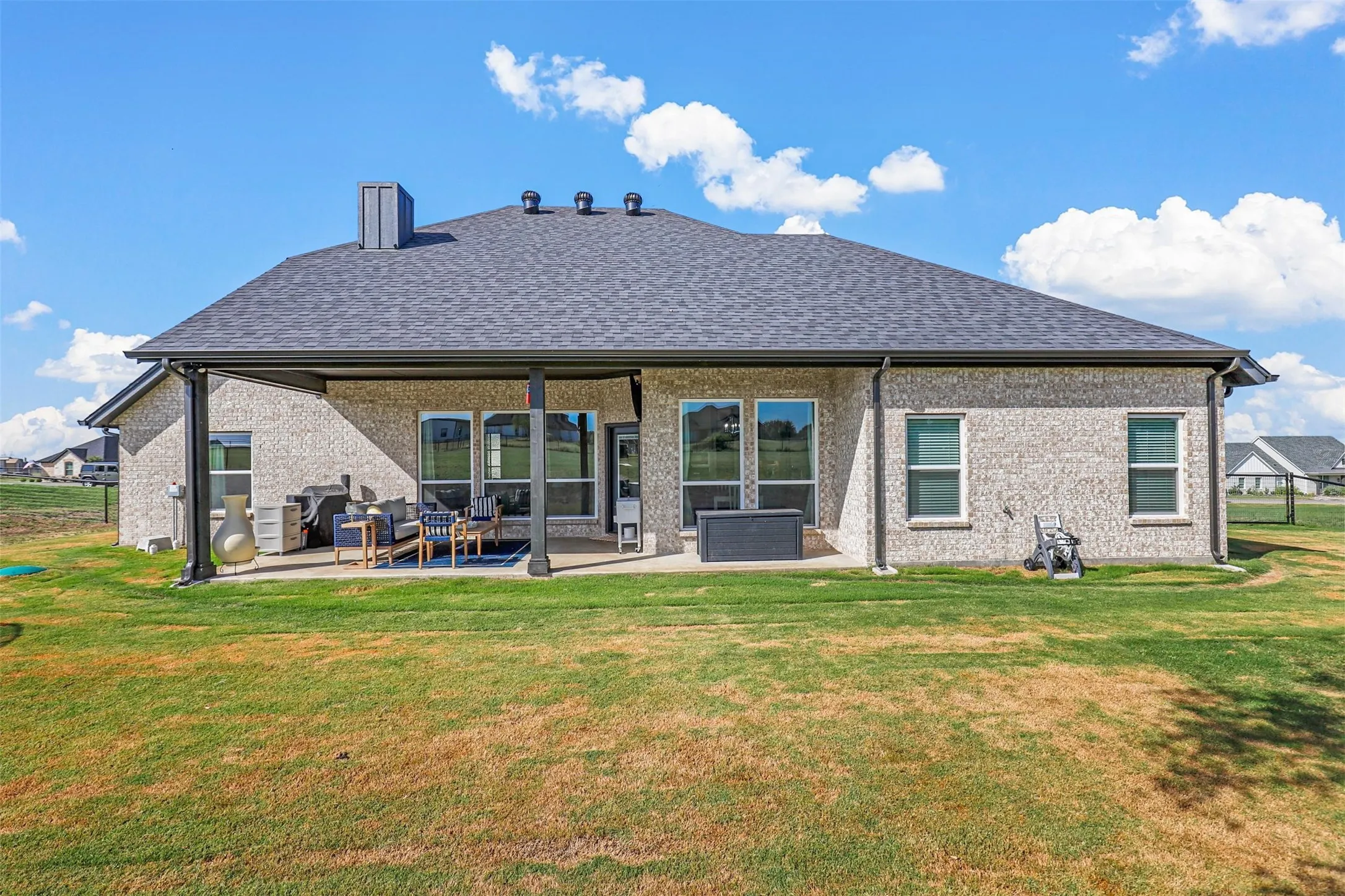 Single Family Residence For Sale in Parker County , 2071 Sunset Ridge Drive, Weatherford, Texas 76087, 4 Bedroom, 2 Bathroom, 2 Garage spaces, 2,003 Sqft, built in 2023, mls#21407261, Real Estate Agent in Weatherford, Homes For Sale in Parker county, Homes For Sale in Weatherford, Realtor in Weatherford Texas, Real Estate Brokerage Independent Realty Texas, Luminita Cordes Realtor