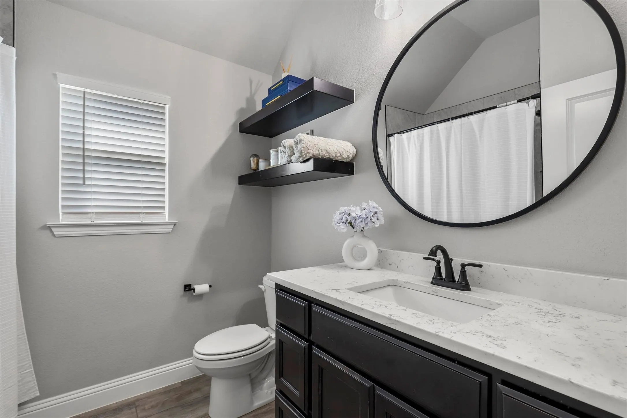 Single Family Residence For Sale in Parker County , 2071 Sunset Ridge Drive, Weatherford, Texas 76087, 4 Bedroom, 2 Bathroom, 2 Garage spaces, 2,003 Sqft, built in 2023, mls#21407261, Real Estate Agent in Weatherford, Homes For Sale in Parker county, Homes For Sale in Weatherford, Realtor in Weatherford Texas, Real Estate Brokerage Independent Realty Texas, Luminita Cordes Realtor