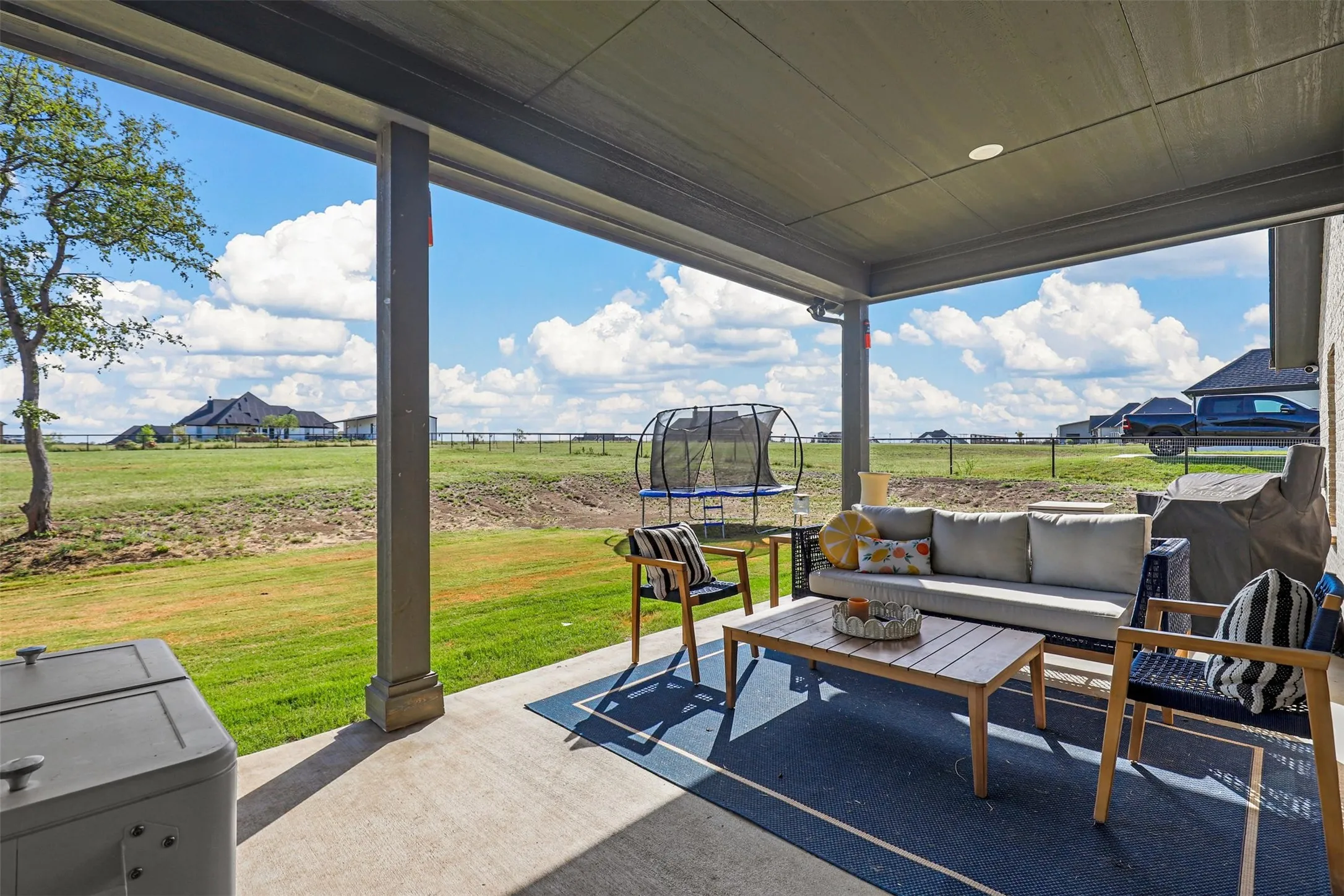 Single Family Residence For Sale in Parker County , 2071 Sunset Ridge Drive, Weatherford, Texas 76087, 4 Bedroom, 2 Bathroom, 2 Garage spaces, 2,003 Sqft, built in 2023, mls#21407261, Real Estate Agent in Weatherford, Homes For Sale in Parker county, Homes For Sale in Weatherford, Realtor in Weatherford Texas, Real Estate Brokerage Independent Realty Texas, Luminita Cordes Realtor