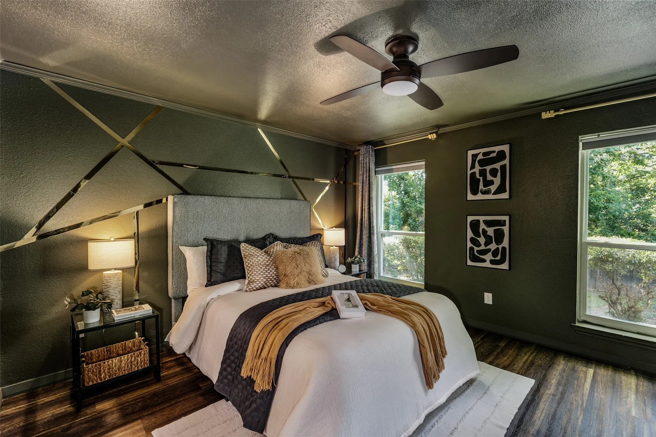 Single Family Residence For Rent in Dallas County , 2107 Elmwood Boulevard, Dallas, Texas 75224, 3 Bedroom, 3 Bathroom, 1 Garage spaces, 1,935 Sqft, built in 1989, mls#21406182, Real Estate Agent in Dallas, Homes For Rent in Dallas county, Homes For Rent in Dallas, Realtor in Dallas Texas, Real Estate Brokerage Independent Realty Texas, Luminita Cordes Realtor