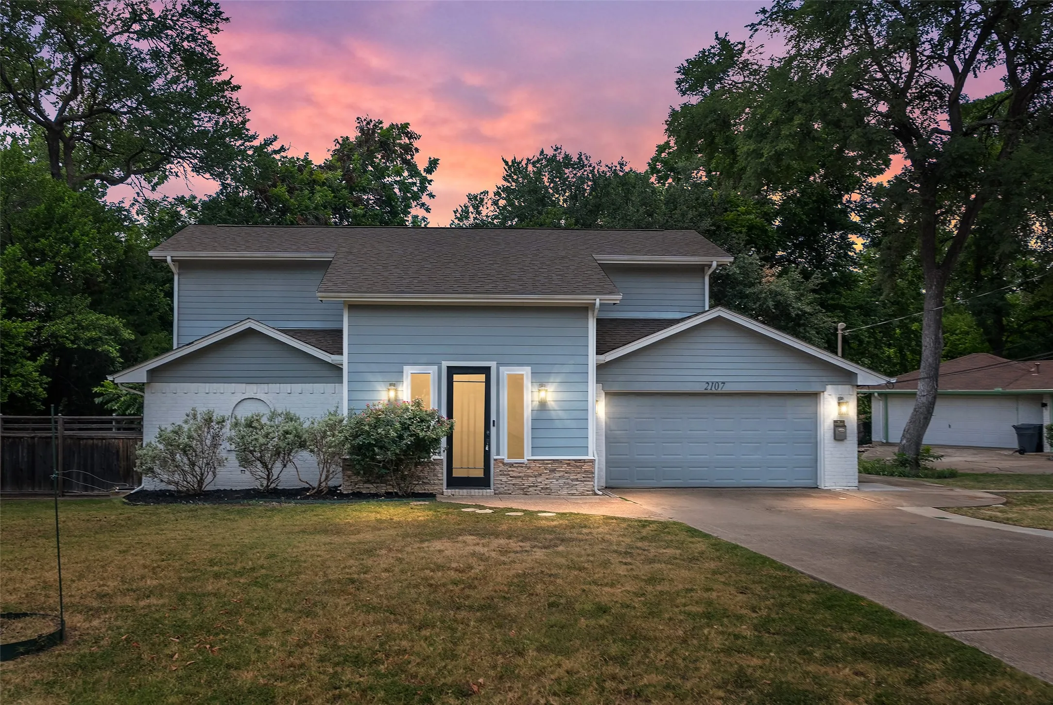 Single Family Residence For Rent