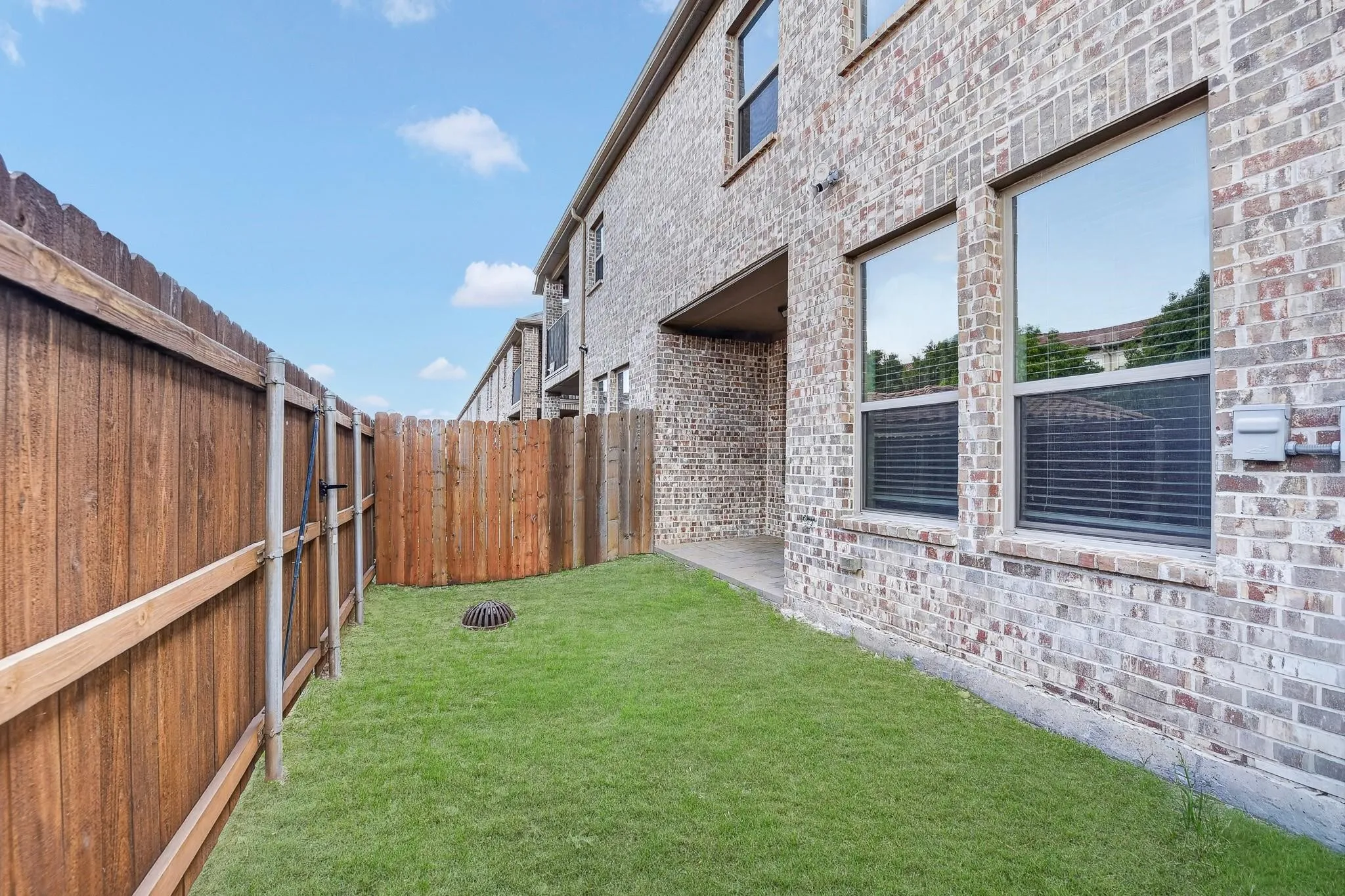 Townhouse For Rent in Collin County , 6428 Hermosa Drive, Plano, Texas 75024, 3 Bedroom, 3 Bathroom, 2 Garage spaces, 1,767 Sqft, built in 2018, mls#21409528, Real Estate Agent in Plano, Homes For Rent in Collin county, Homes For Rent in Plano, Realtor in Plano Texas, Real Estate Brokerage Independent Realty Texas, Luminita Cordes Realtor