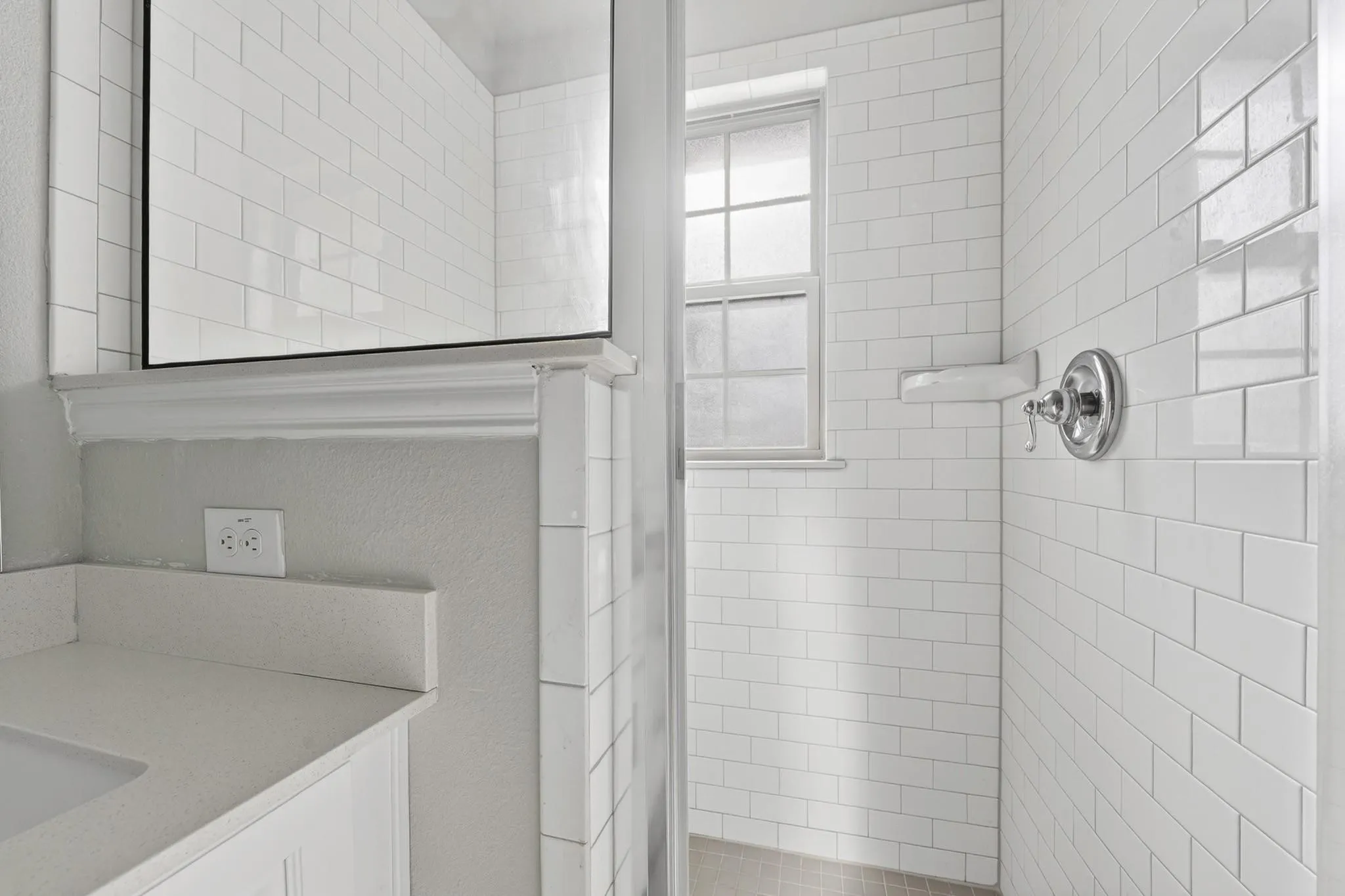 Townhouse For Rent in Collin County , 6428 Hermosa Drive, Plano, Texas 75024, 3 Bedroom, 3 Bathroom, 2 Garage spaces, 1,767 Sqft, built in 2018, mls#21409528, Real Estate Agent in Plano, Homes For Rent in Collin county, Homes For Rent in Plano, Realtor in Plano Texas, Real Estate Brokerage Independent Realty Texas, Luminita Cordes Realtor