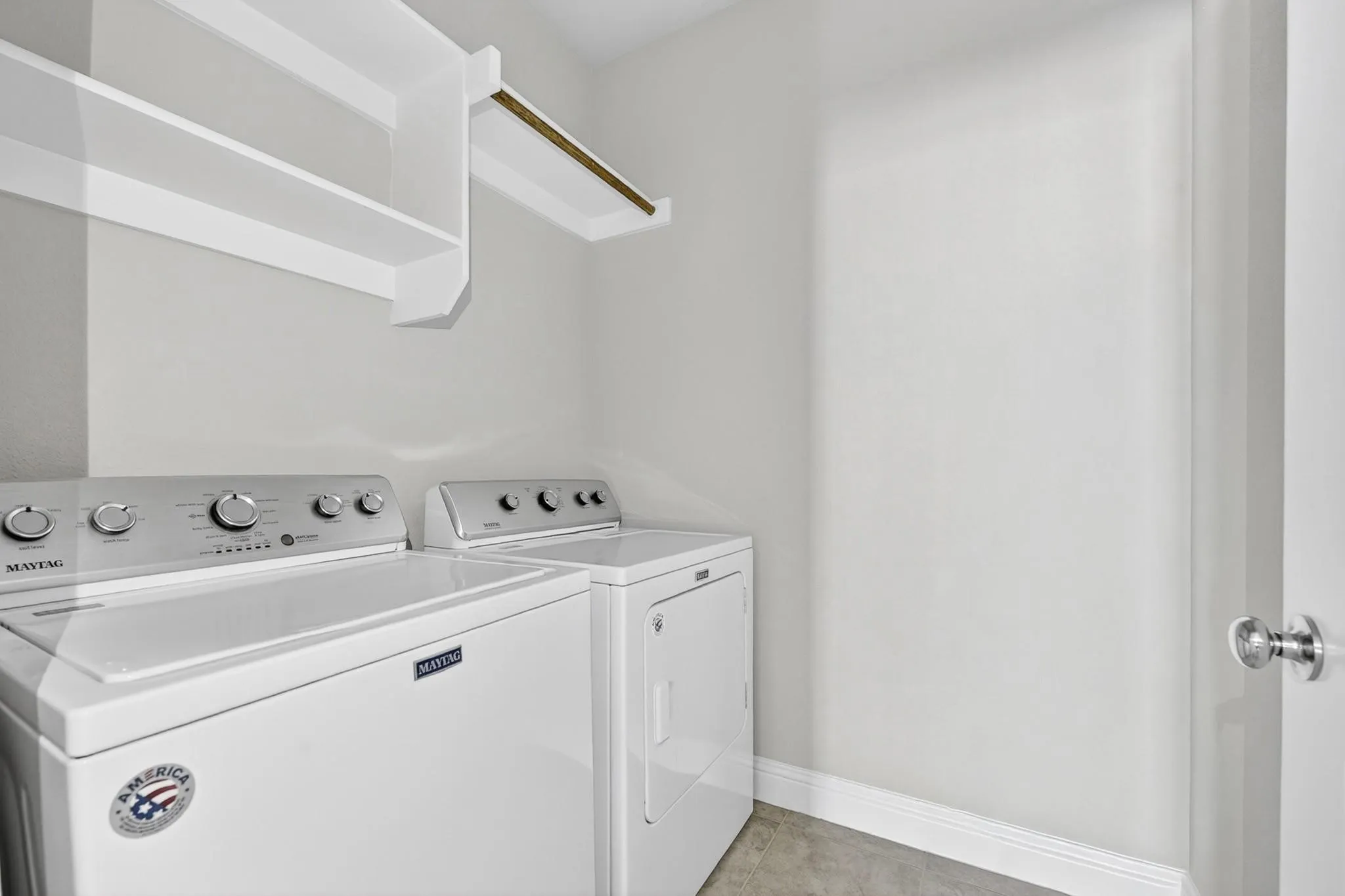 Townhouse For Rent in Collin County , 6428 Hermosa Drive, Plano, Texas 75024, 3 Bedroom, 3 Bathroom, 2 Garage spaces, 1,767 Sqft, built in 2018, mls#21409528, Real Estate Agent in Plano, Homes For Rent in Collin county, Homes For Rent in Plano, Realtor in Plano Texas, Real Estate Brokerage Independent Realty Texas, Luminita Cordes Realtor