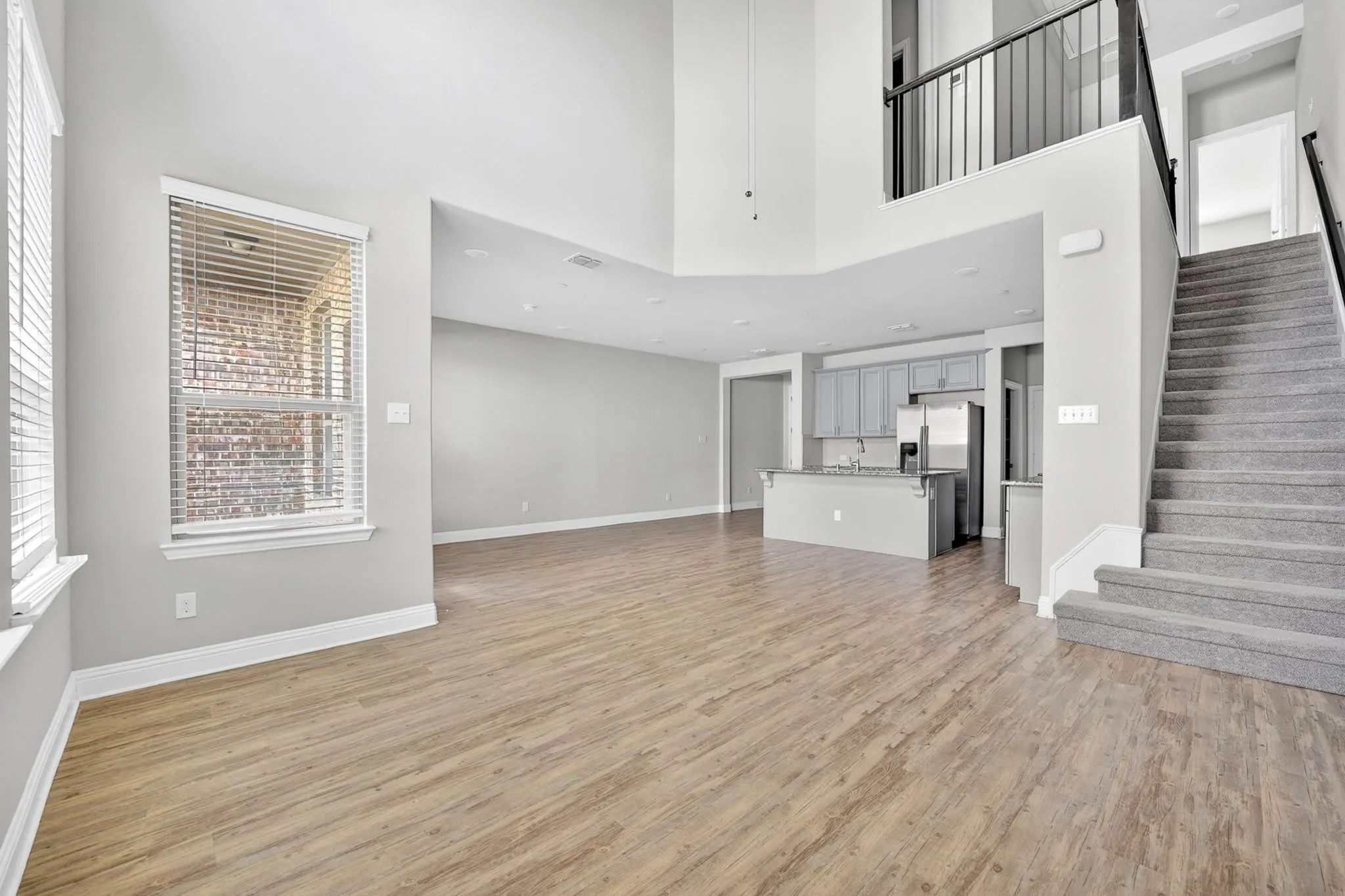 Townhouse For Rent in Collin County , 6428 Hermosa Drive, Plano, Texas 75024, 3 Bedroom, 3 Bathroom, 2 Garage spaces, 1,767 Sqft, built in 2018, mls#21409528, Real Estate Agent in Plano, Homes For Rent in Collin county, Homes For Rent in Plano, Realtor in Plano Texas, Real Estate Brokerage Independent Realty Texas, Luminita Cordes Realtor