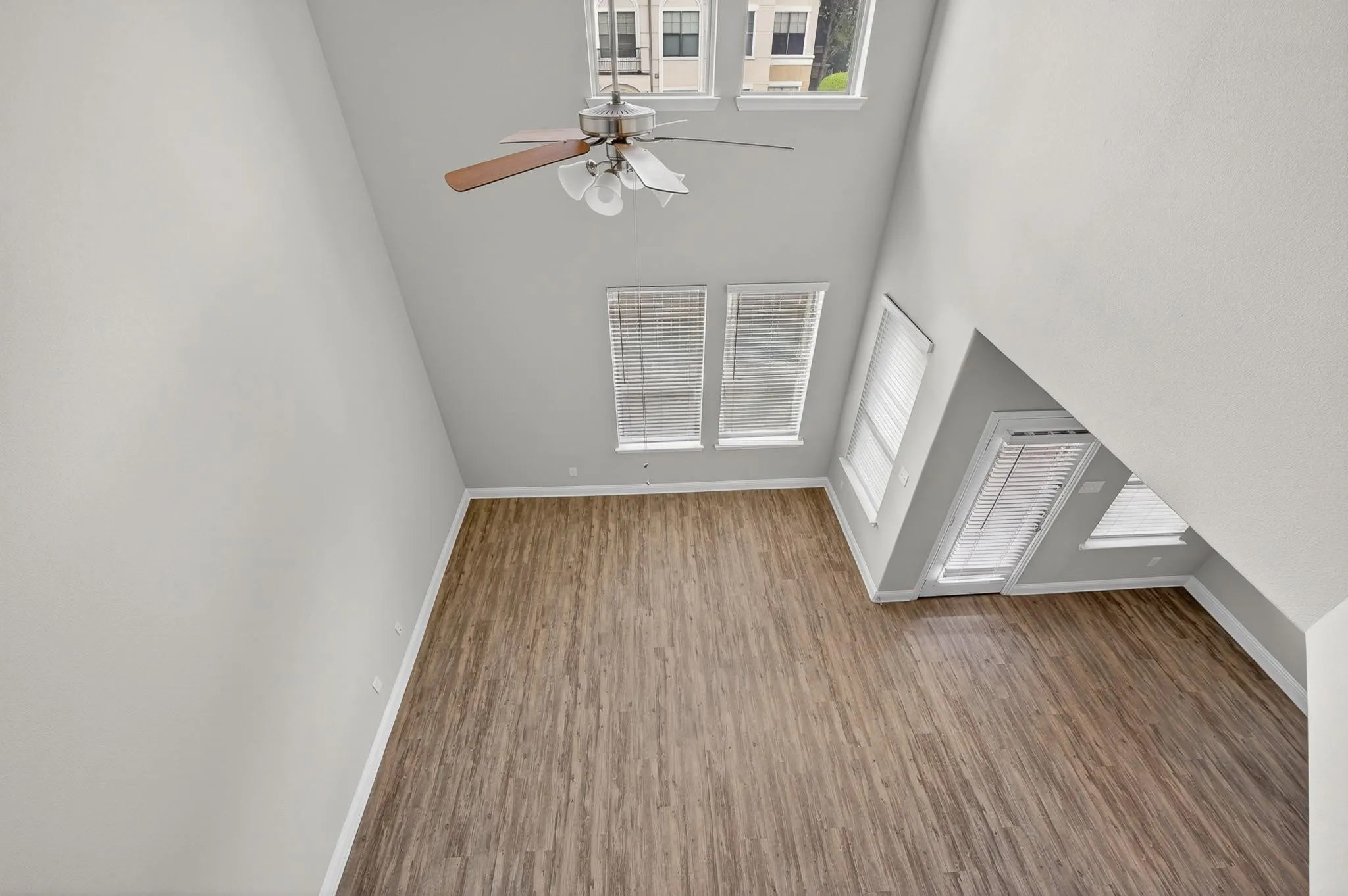 Townhouse For Rent in Collin County , 6428 Hermosa Drive, Plano, Texas 75024, 3 Bedroom, 3 Bathroom, 2 Garage spaces, 1,767 Sqft, built in 2018, mls#21409528, Real Estate Agent in Plano, Homes For Rent in Collin county, Homes For Rent in Plano, Realtor in Plano Texas, Real Estate Brokerage Independent Realty Texas, Luminita Cordes Realtor