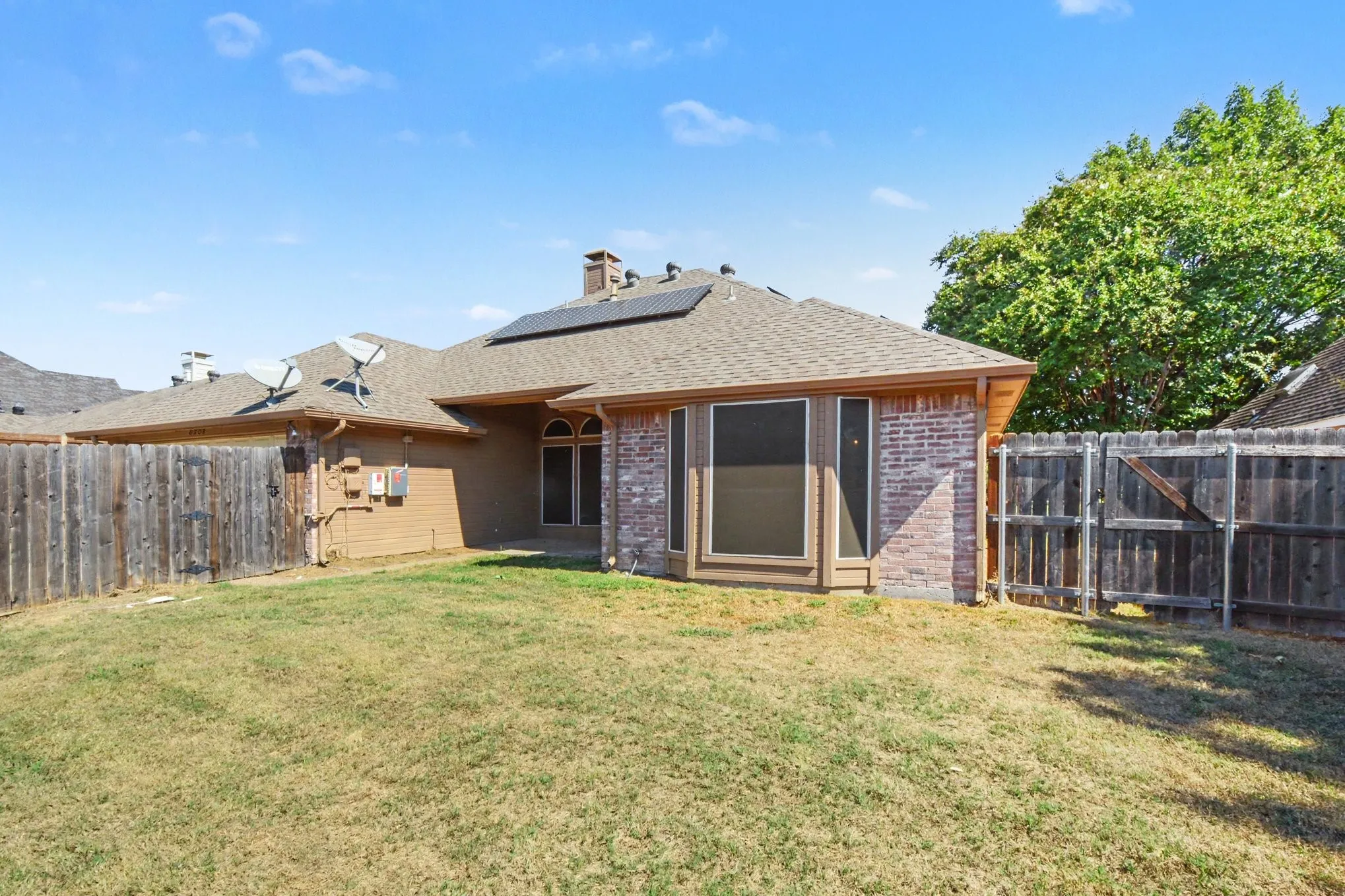 Single Family Residence For Sale in Collin County , 6505 Mission Ridge Road, Plano, Texas 75023, 4 Bedroom, 2 Bathroom, 2 Garage spaces, 2,010 Sqft, built in 1991, mls#21408438, Real Estate Agent in Plano, Homes For Sale in Collin county, Homes For Sale in Plano, Realtor in Plano Texas, Real Estate Brokerage Independent Realty Texas, Luminita Cordes Realtor