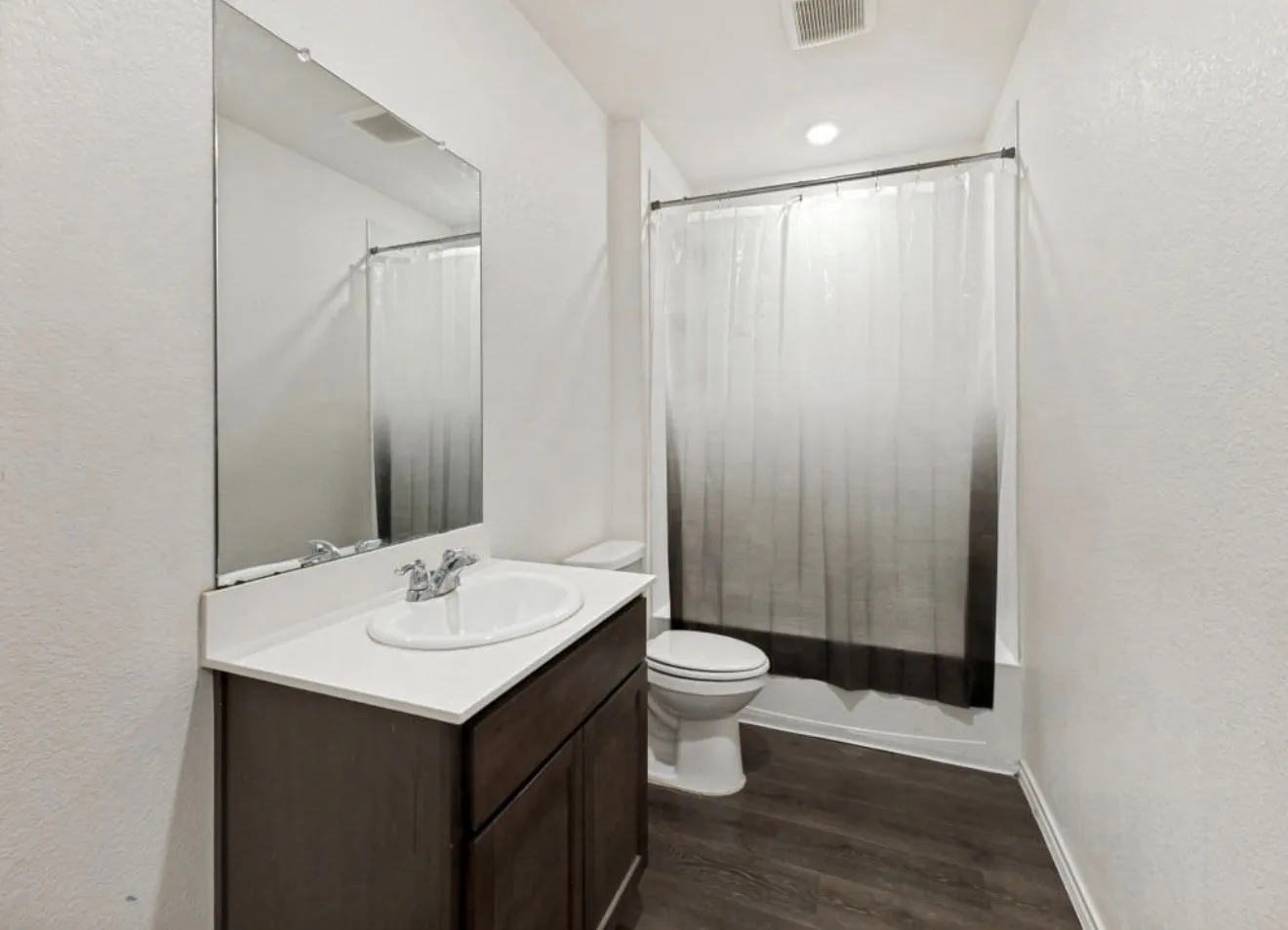 Single Family Residence For Rent in Dallas County , 15127 Athena Drive, Dallas, Texas 75253, 3 Bedroom, 2 Bathroom, 2 Garage spaces, 1,608 Sqft, built in 2022, mls#21409543, Real Estate Agent in Dallas, Homes For Rent in Dallas county, Homes For Rent in Dallas, Realtor in Dallas Texas, Real Estate Brokerage Independent Realty Texas, Luminita Cordes Realtor