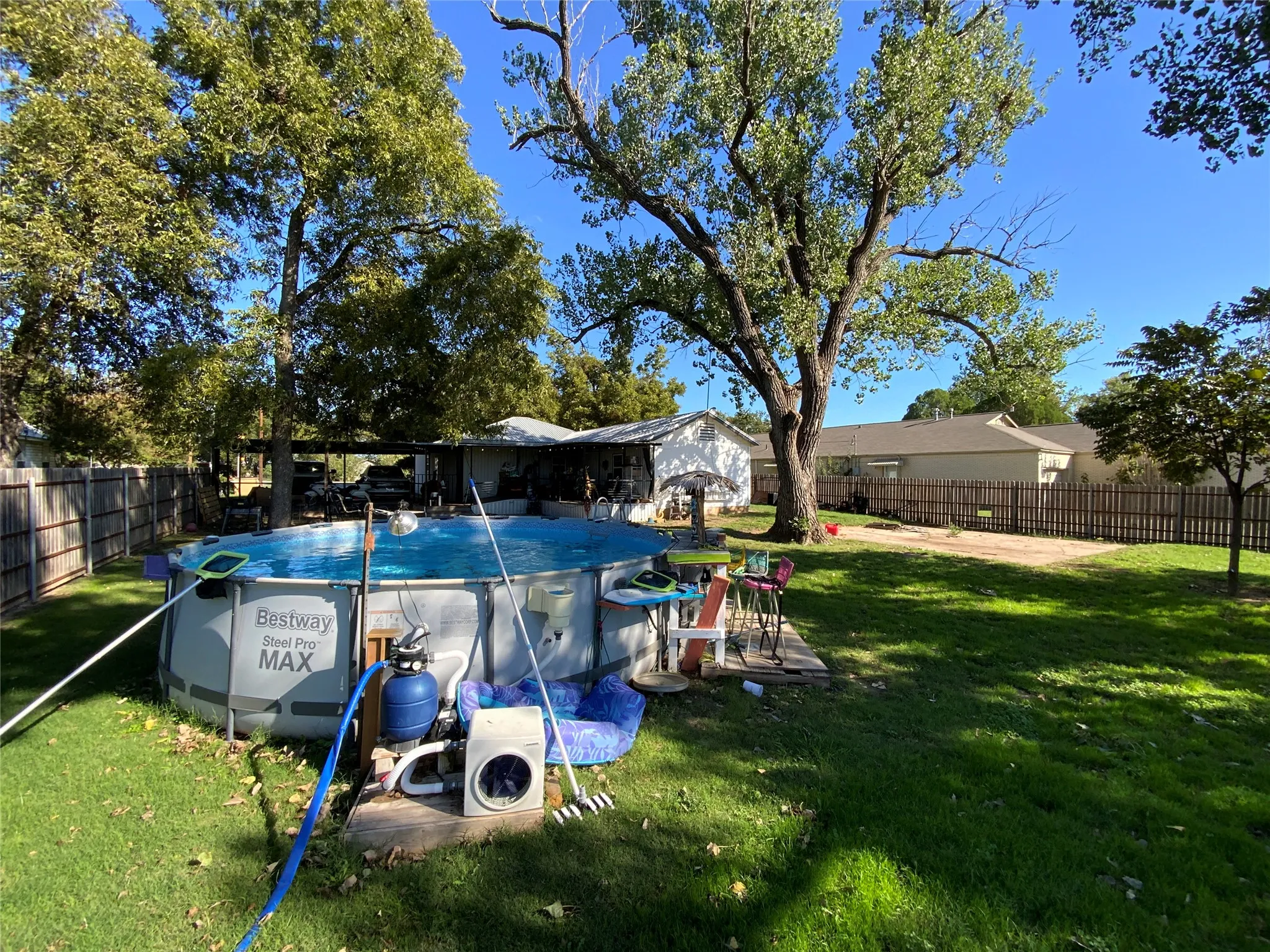 Single Family Residence For Sale in Eastland County , 805 N Main Street, Rising Star, Texas 76471, 3 Bedroom, 2 Bathroom, Garage spaces, 1,876 Sqft, built in 1960, mls#21409548, Real Estate Agent in Rising Star, Homes For Sale in Eastland county, Homes For Sale in Rising Star, Realtor in Rising Star Texas, Real Estate Brokerage Independent Realty Texas, Luminita Cordes Realtor