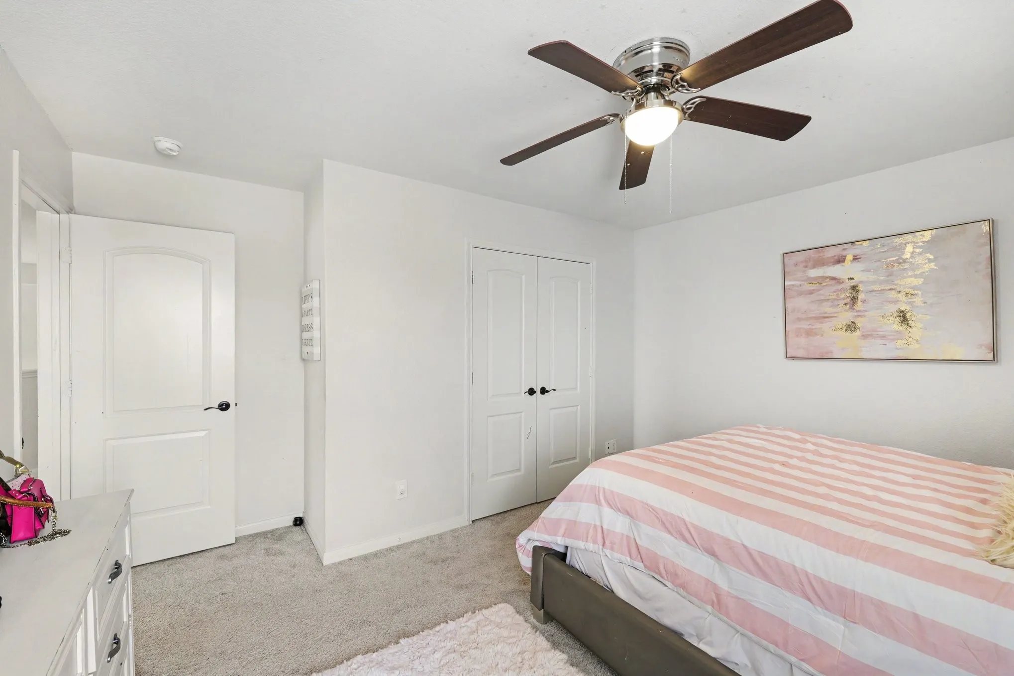 Single Family Residence For Sale in Collin County , 424 Winchester Drive, Celina, Texas 75009, 4 Bedroom, 3 Bathroom, 2 Garage spaces, 2,855 Sqft, built in 2015, mls#21408238, Real Estate Agent in Celina, Homes For Sale in Collin county, Homes For Sale in Celina, Realtor in Celina Texas, Real Estate Brokerage Independent Realty Texas, Luminita Cordes Realtor