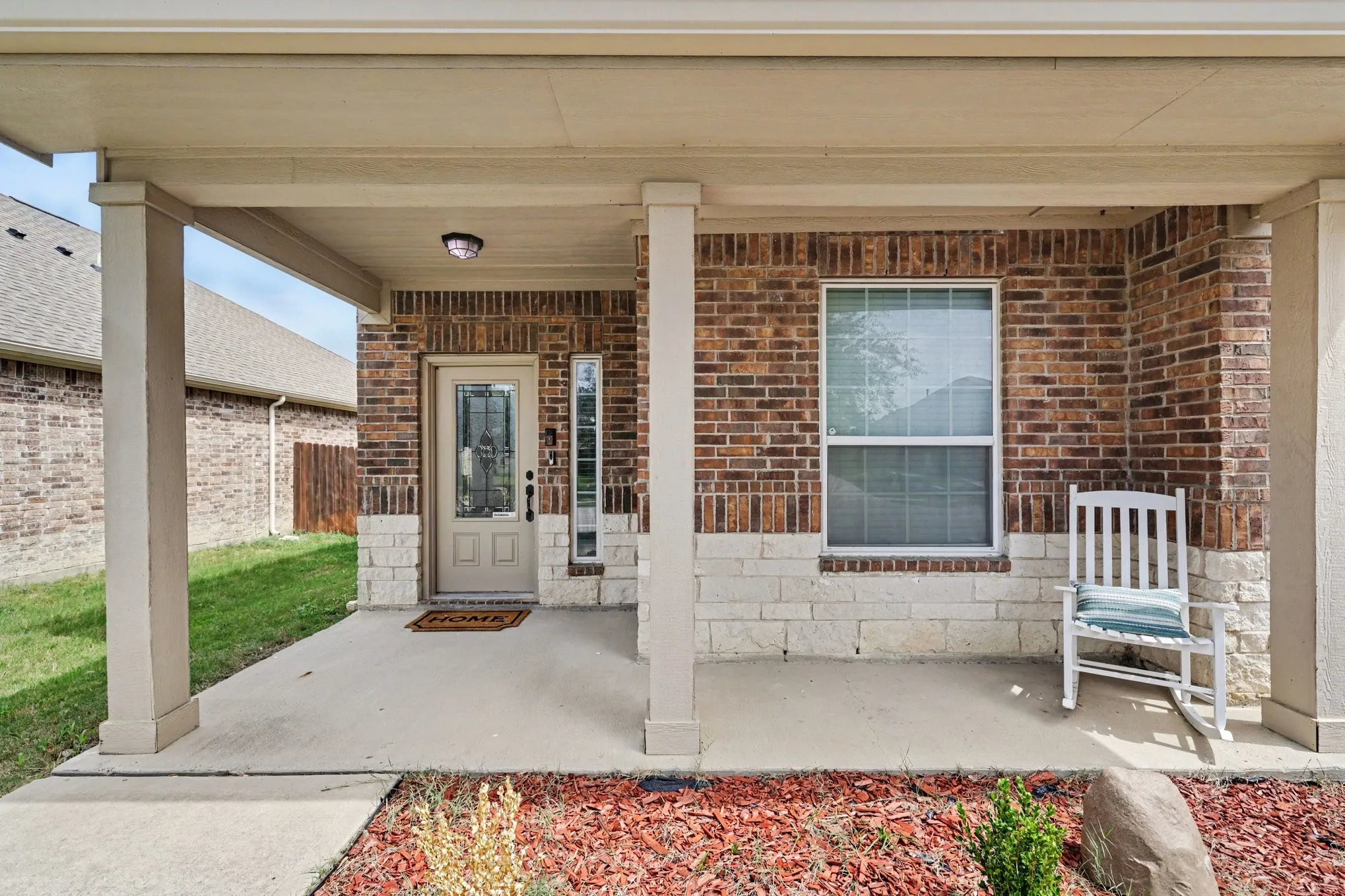 Single Family Residence For Sale in Collin County , 424 Winchester Drive, Celina, Texas 75009, 4 Bedroom, 3 Bathroom, 2 Garage spaces, 2,855 Sqft, built in 2015, mls#21408238, Real Estate Agent in Celina, Homes For Sale in Collin county, Homes For Sale in Celina, Realtor in Celina Texas, Real Estate Brokerage Independent Realty Texas, Luminita Cordes Realtor