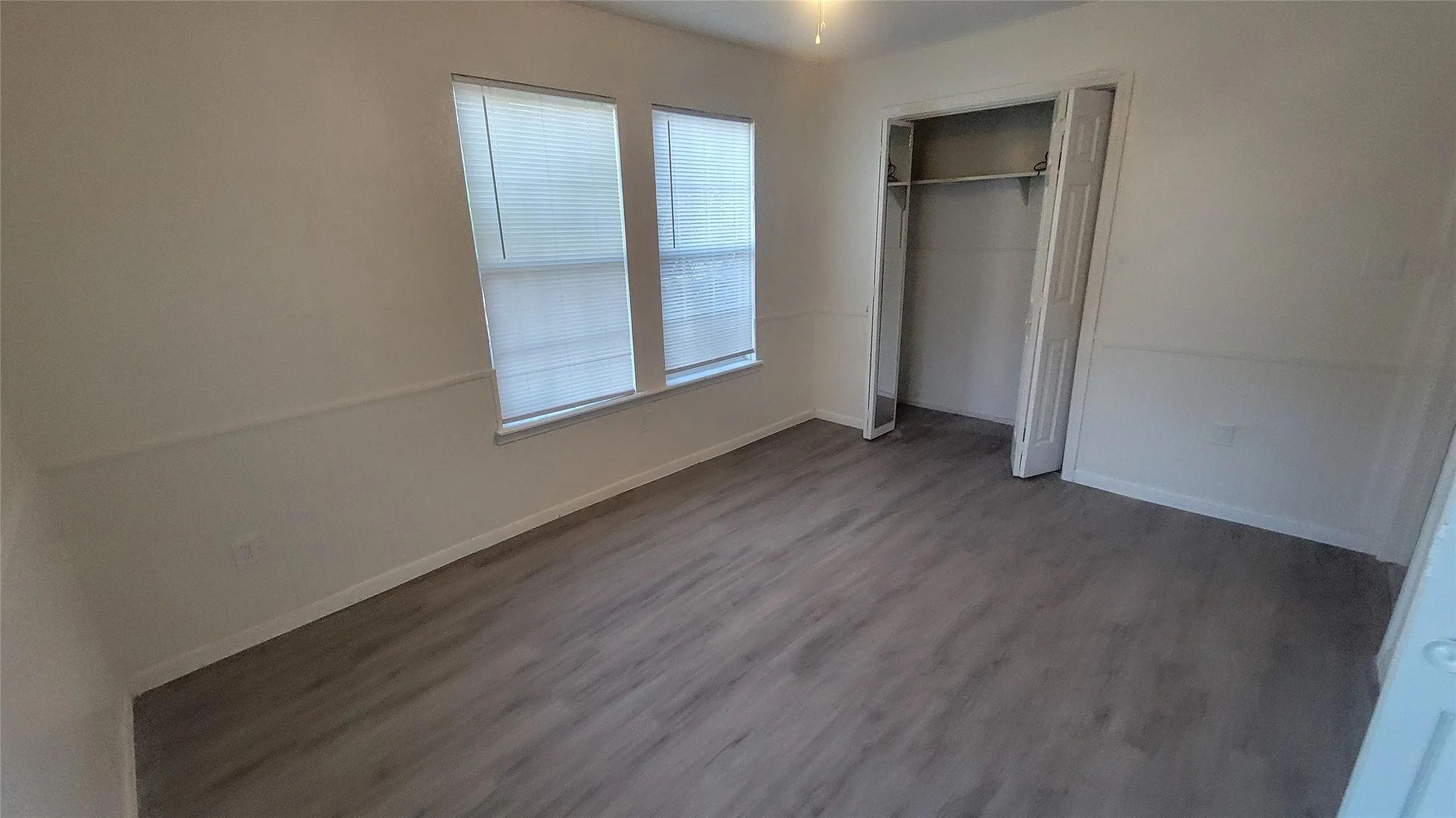 Single Family Residence For Rent in Erath County , 1092 W Elm Street, Stephenville, Texas 76401, 3 Bedroom, 2 Bathroom, Garage spaces, 1,388 Sqft, built in 1960, mls#21409542, Real Estate Agent in Stephenville, Homes For Rent in Erath county, Homes For Rent in Stephenville, Realtor in Stephenville Texas, Real Estate Brokerage Independent Realty Texas, Luminita Cordes Realtor